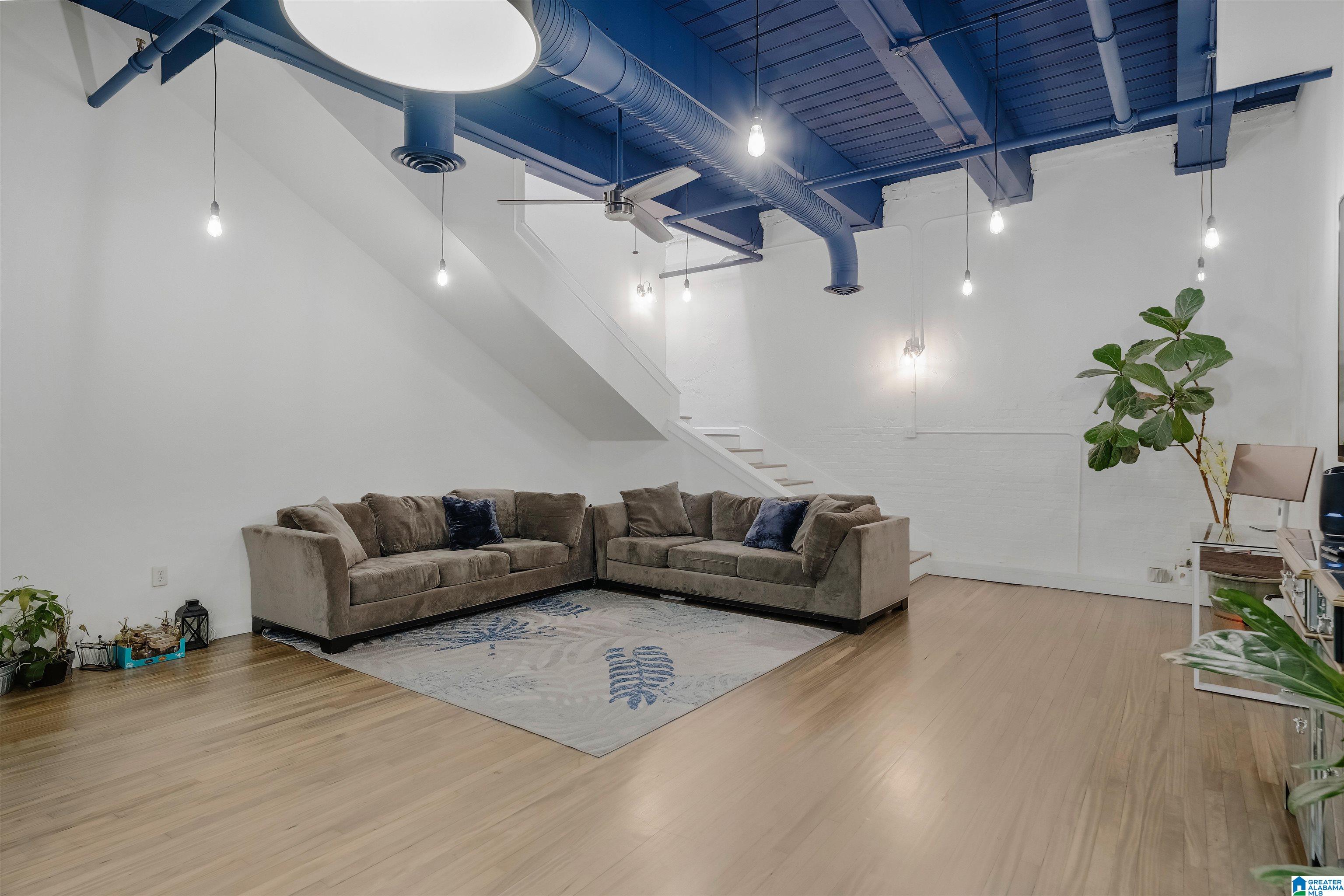 2301 1ST AVENUE Unit: 208