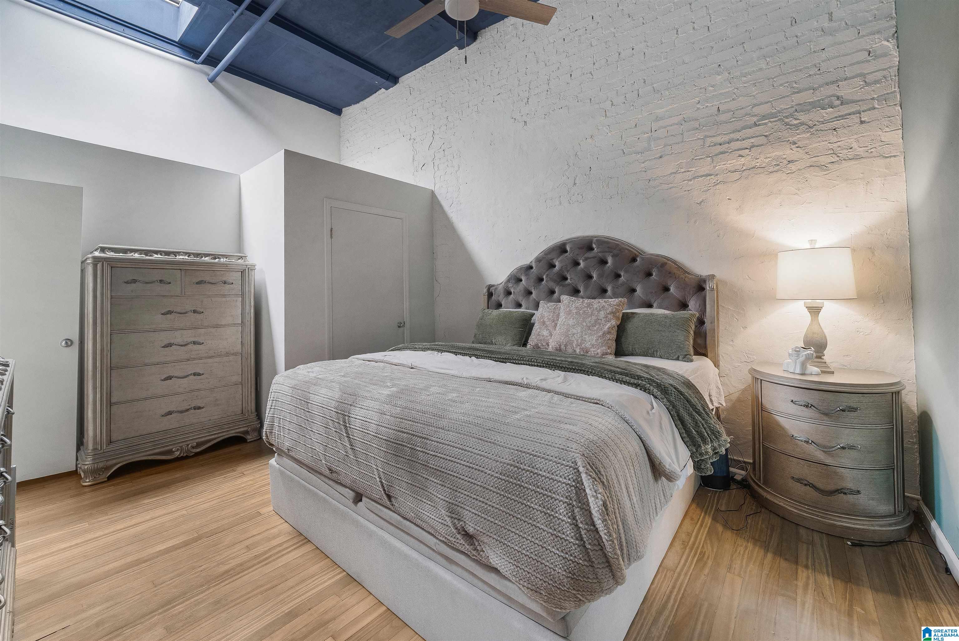 2301 1ST AVENUE Unit: 208