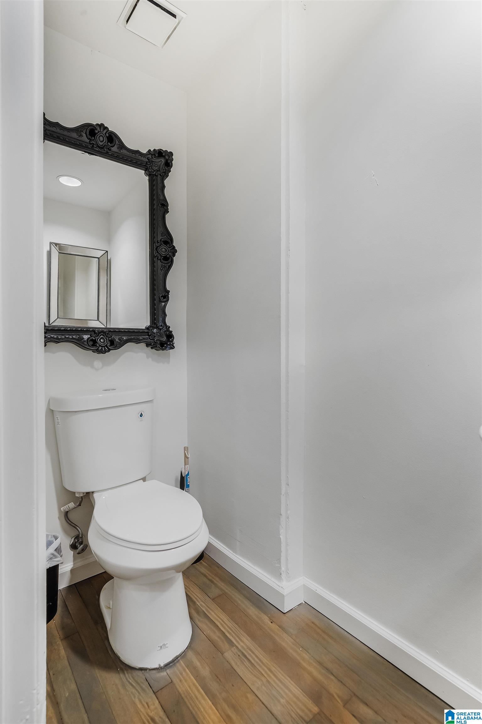2301 1ST AVENUE Unit: 208
