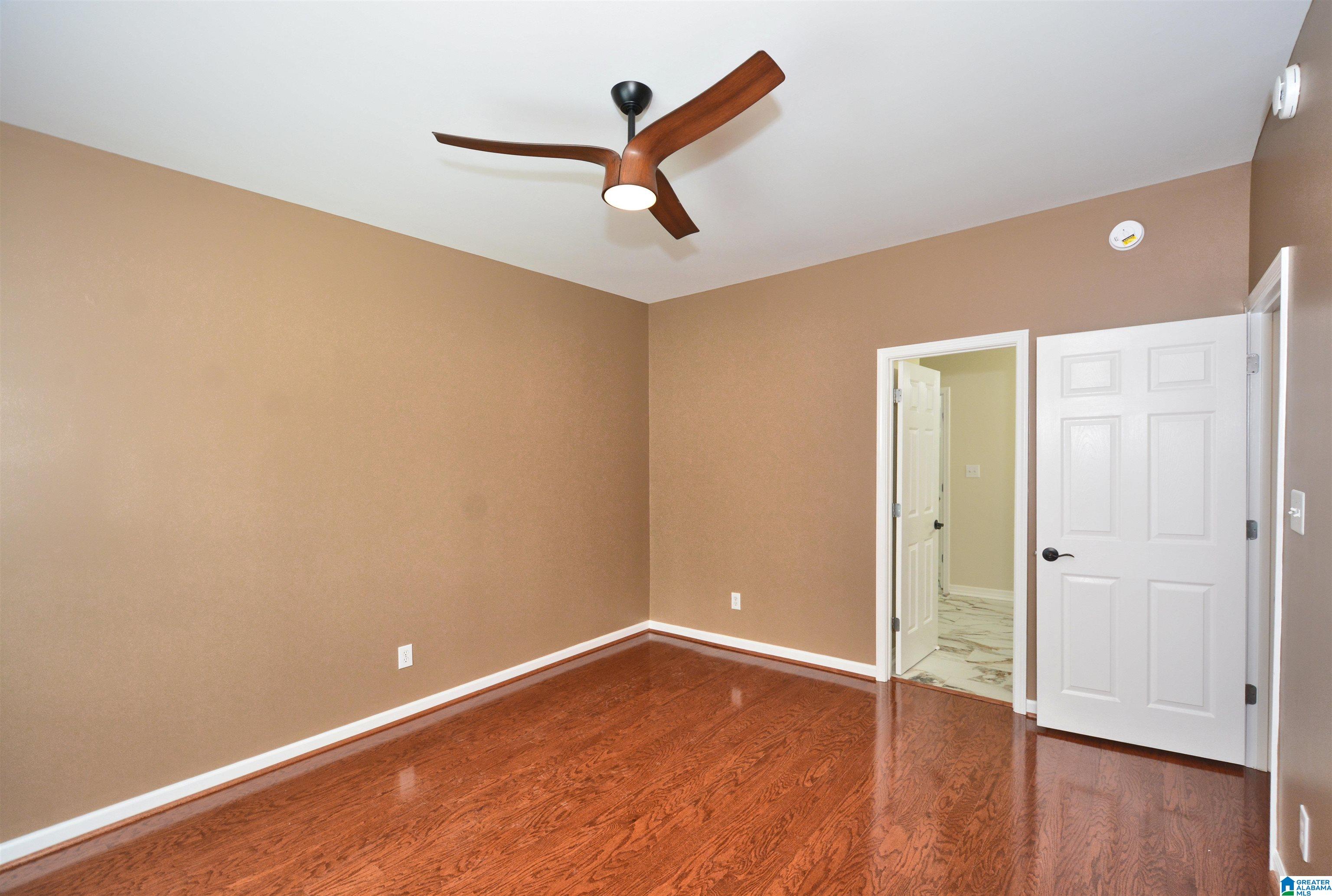 205 NARROWS REACH