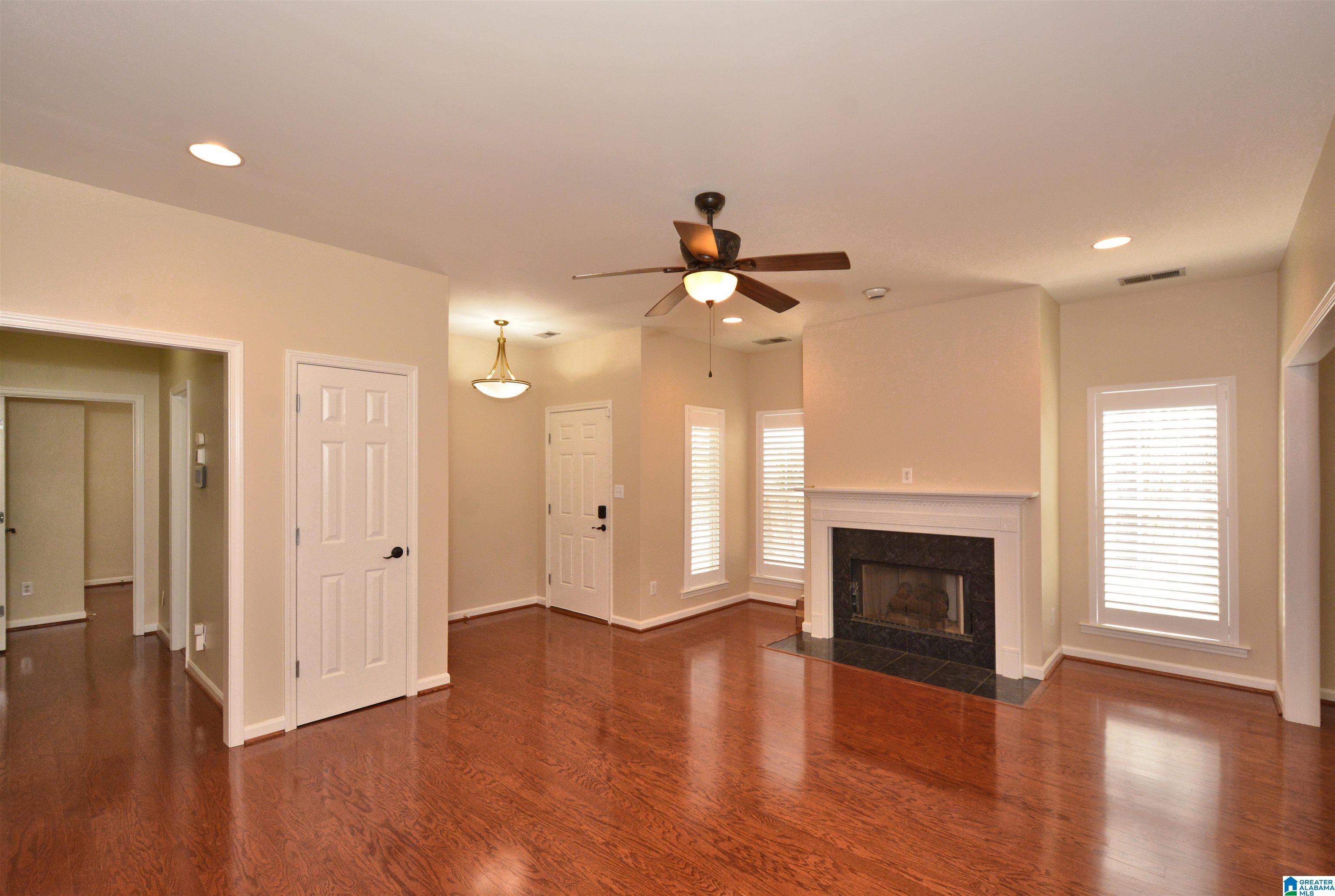 205 NARROWS REACH