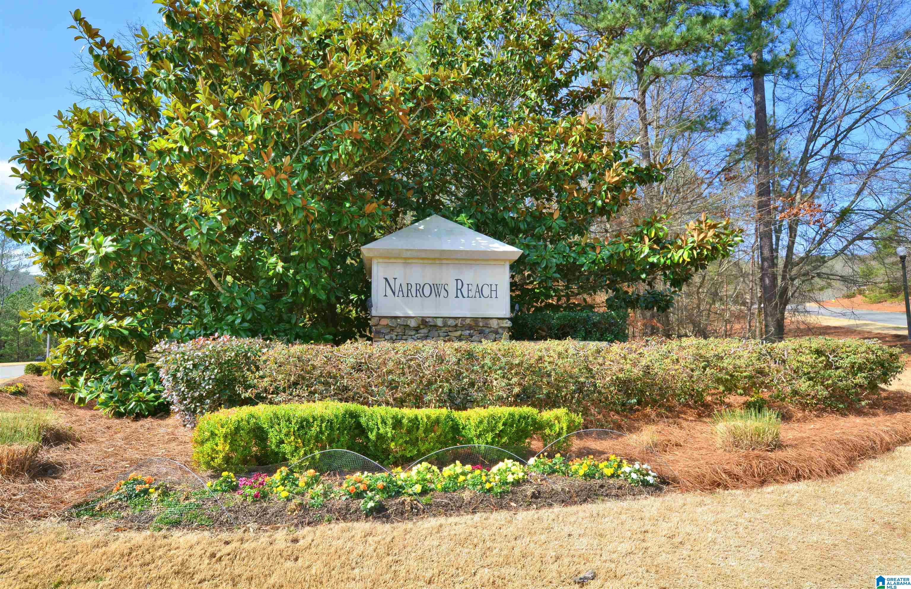 205 NARROWS REACH