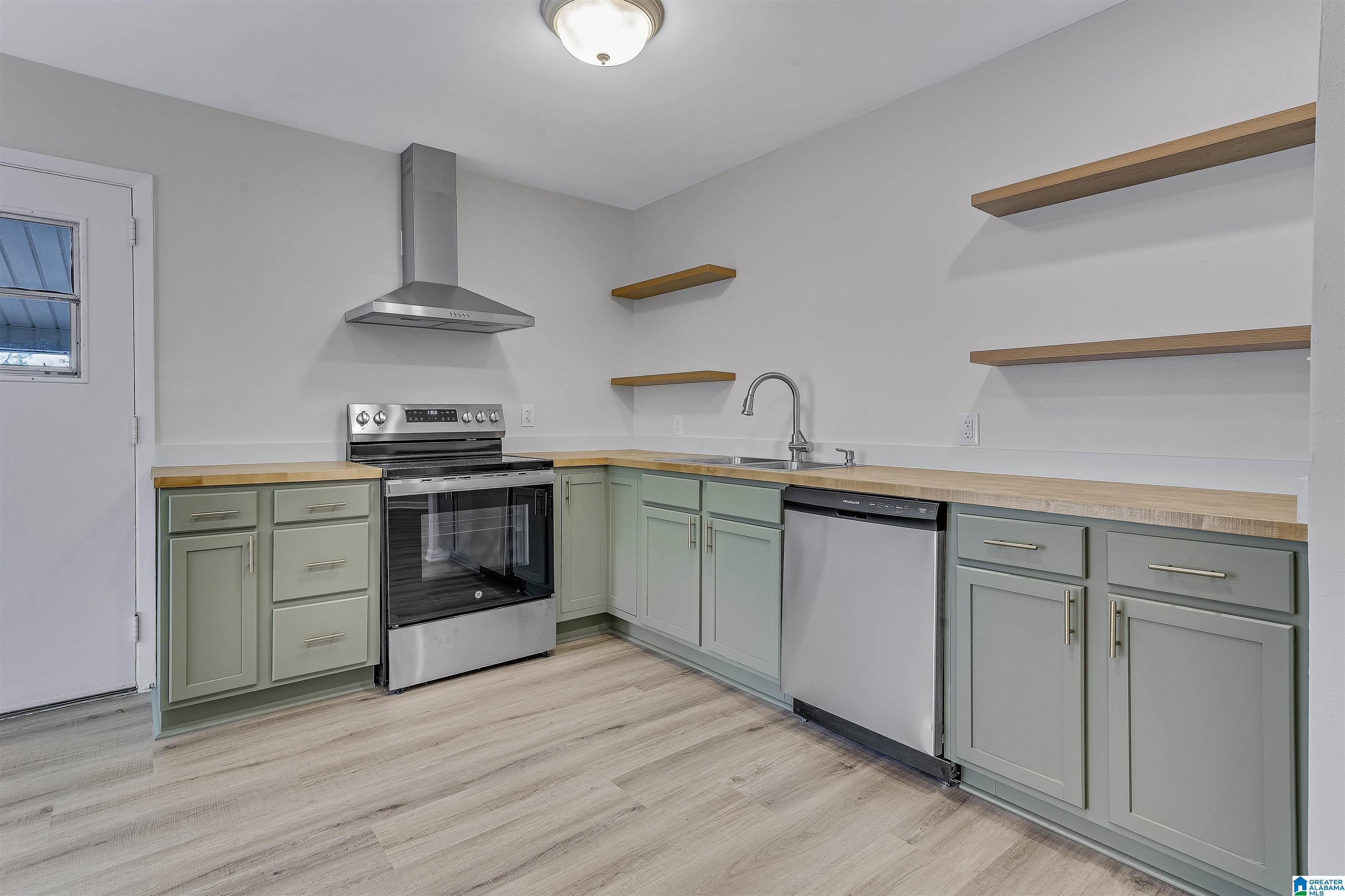 2177 CHAPEL HILL ROAD