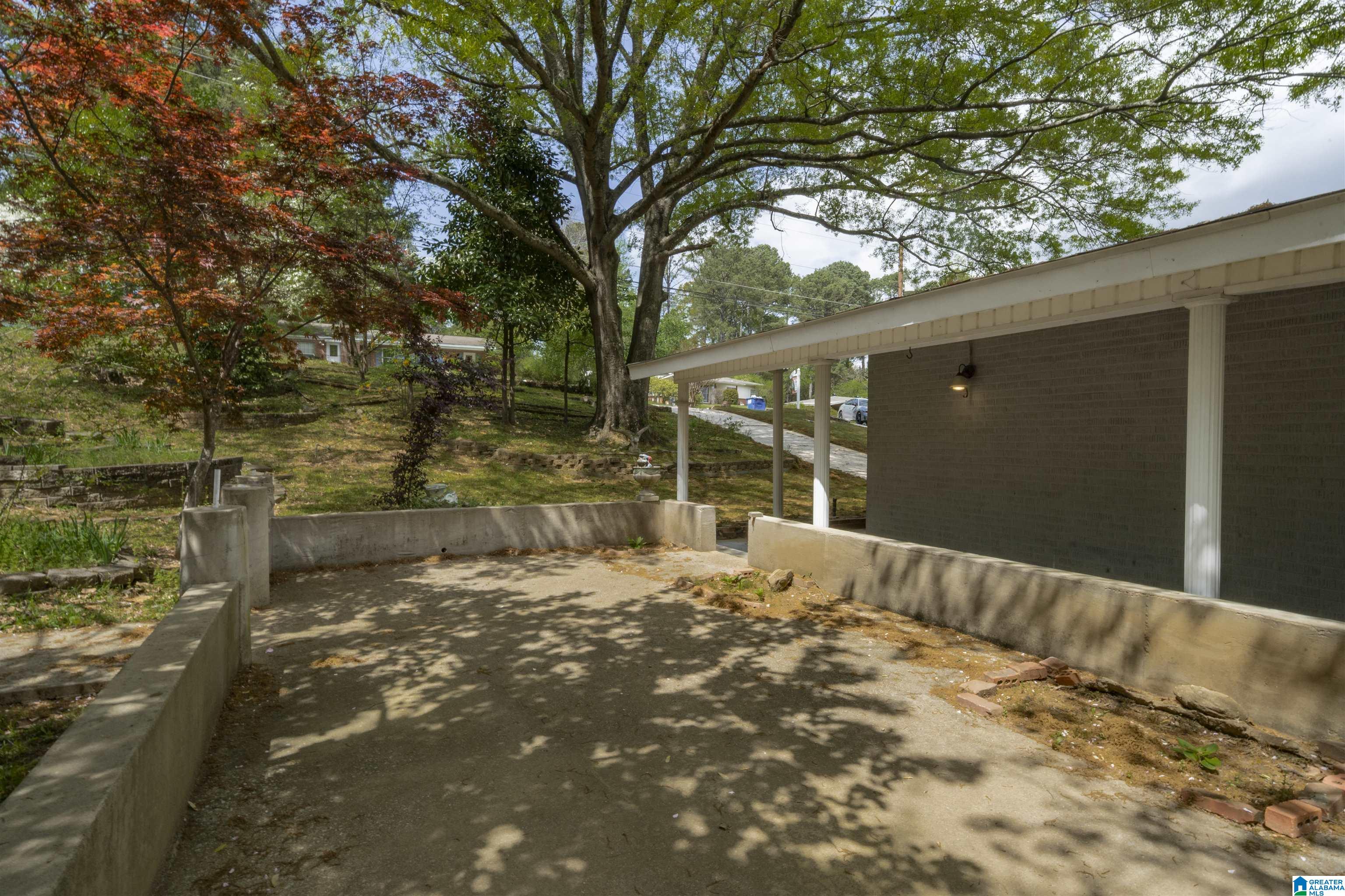 2177 CHAPEL HILL ROAD