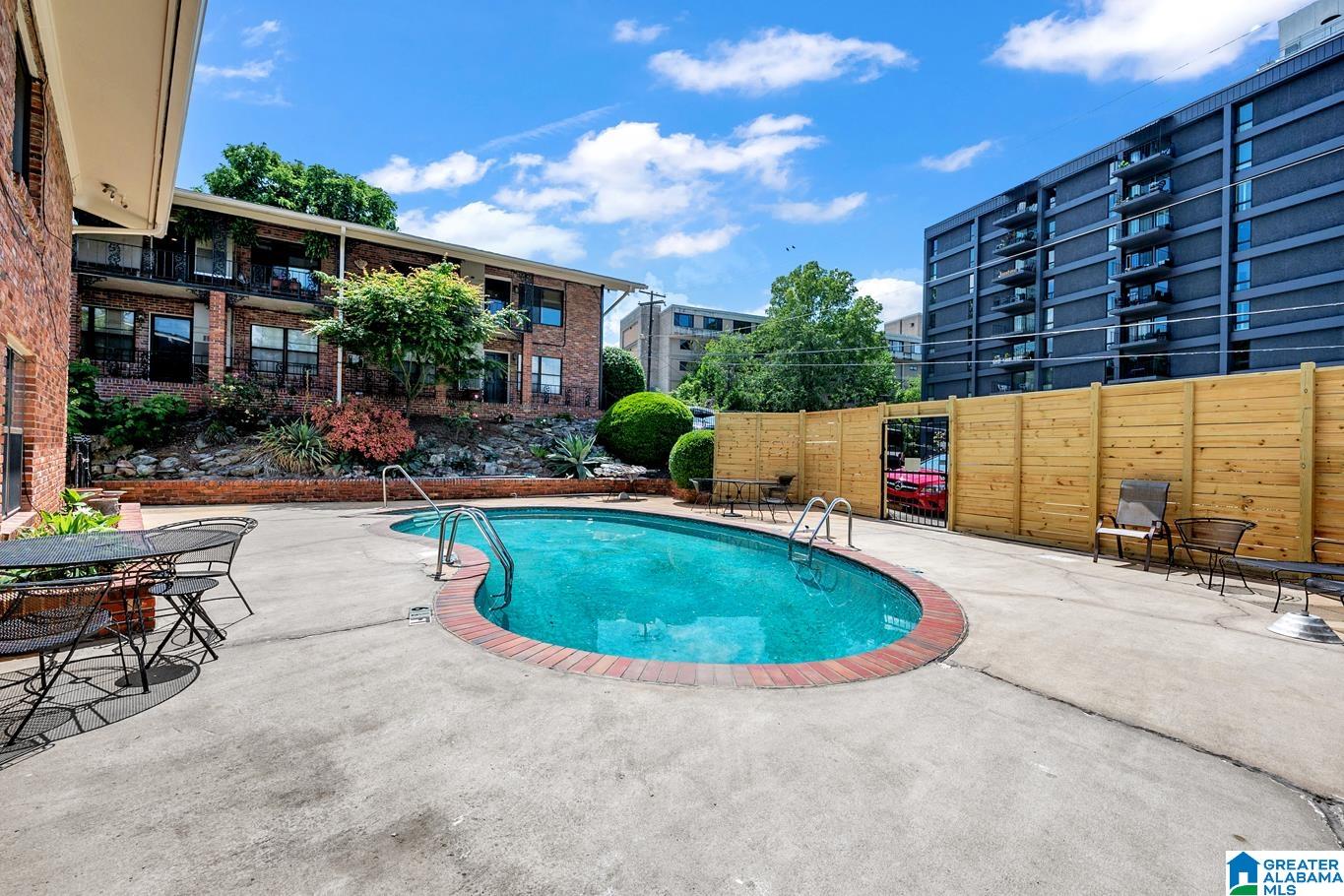 2727 HIGHLAND AVENUE S Unit: 105B