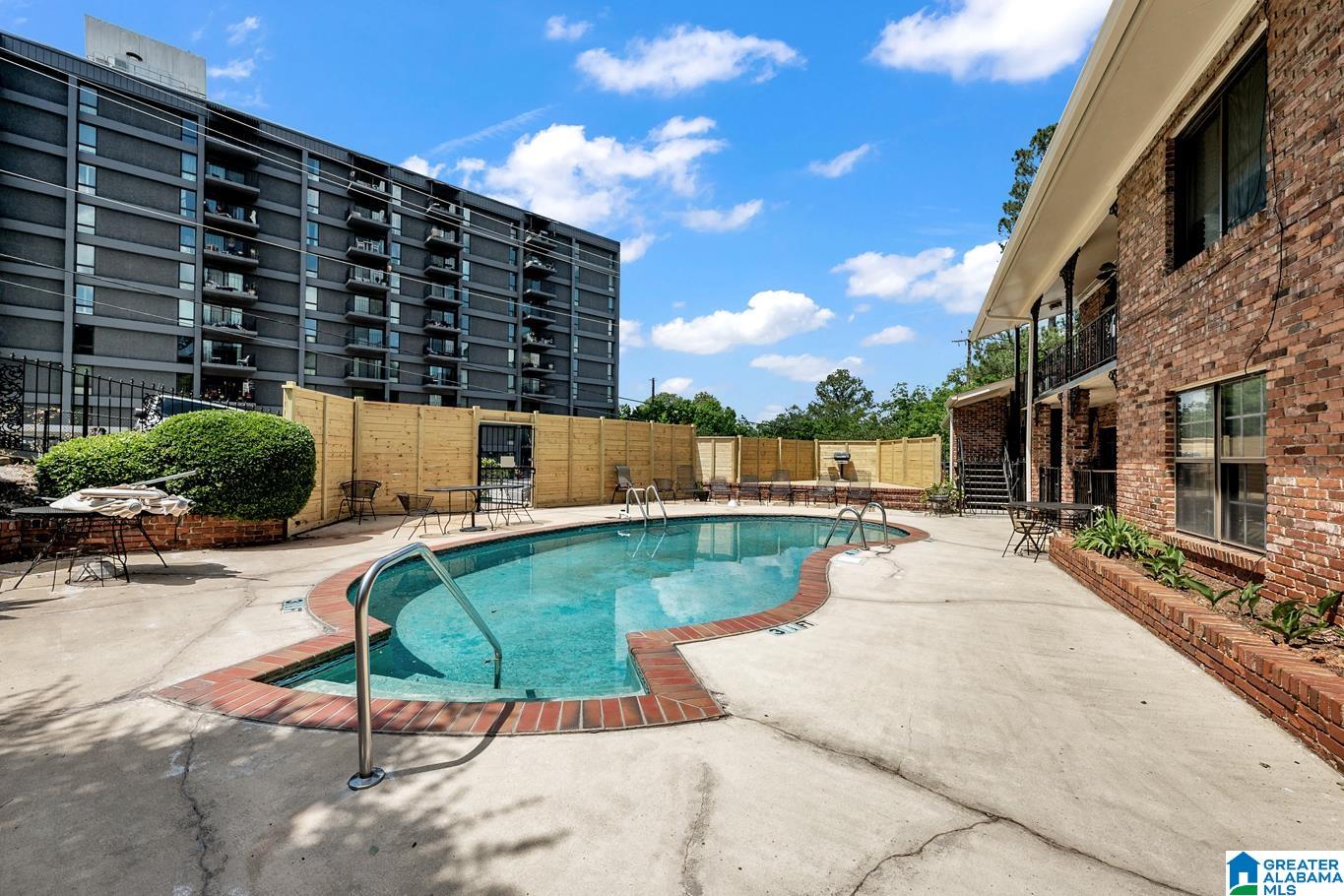 2727 HIGHLAND AVENUE S Unit: 105B