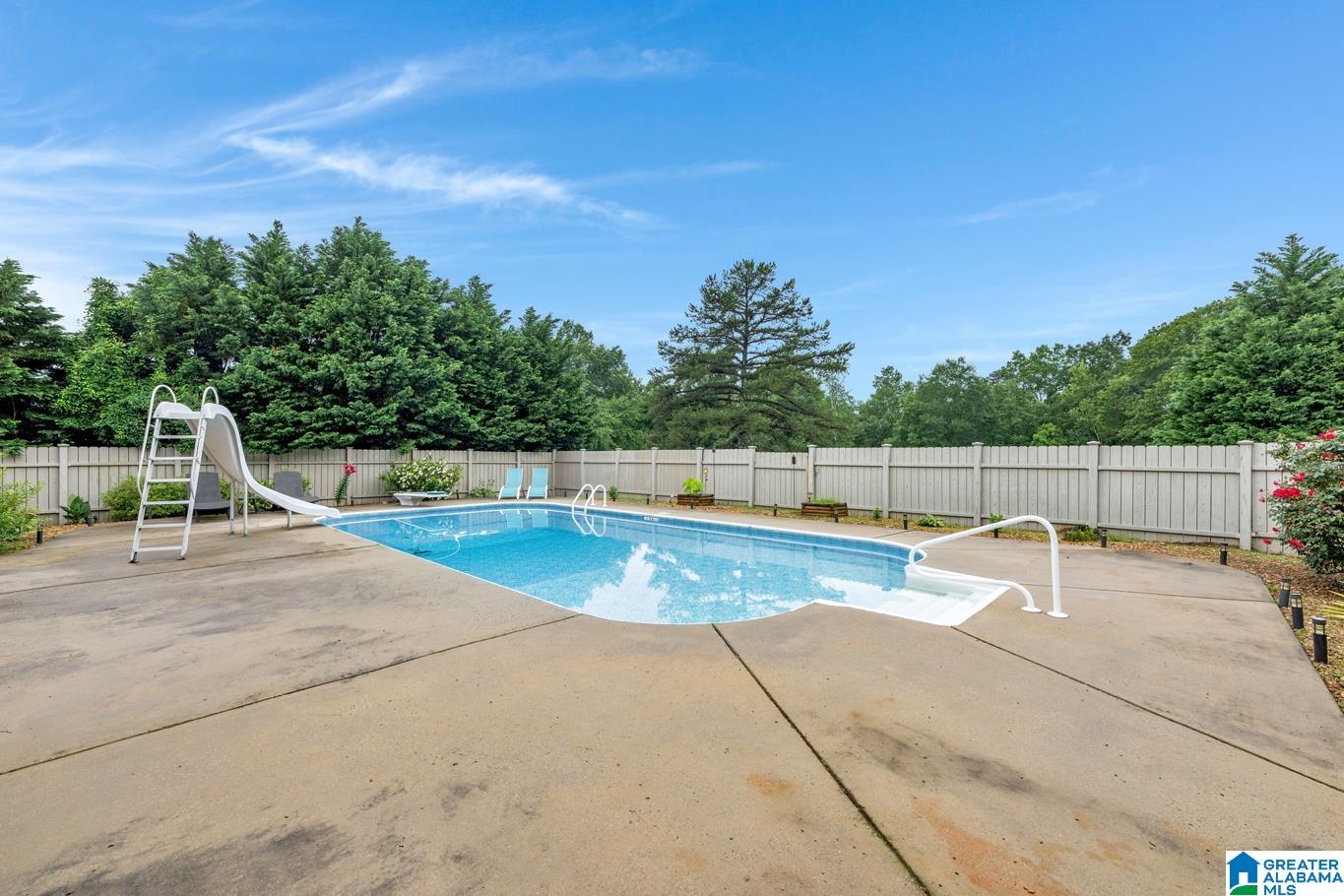 401 HIGH POINTE DRIVE