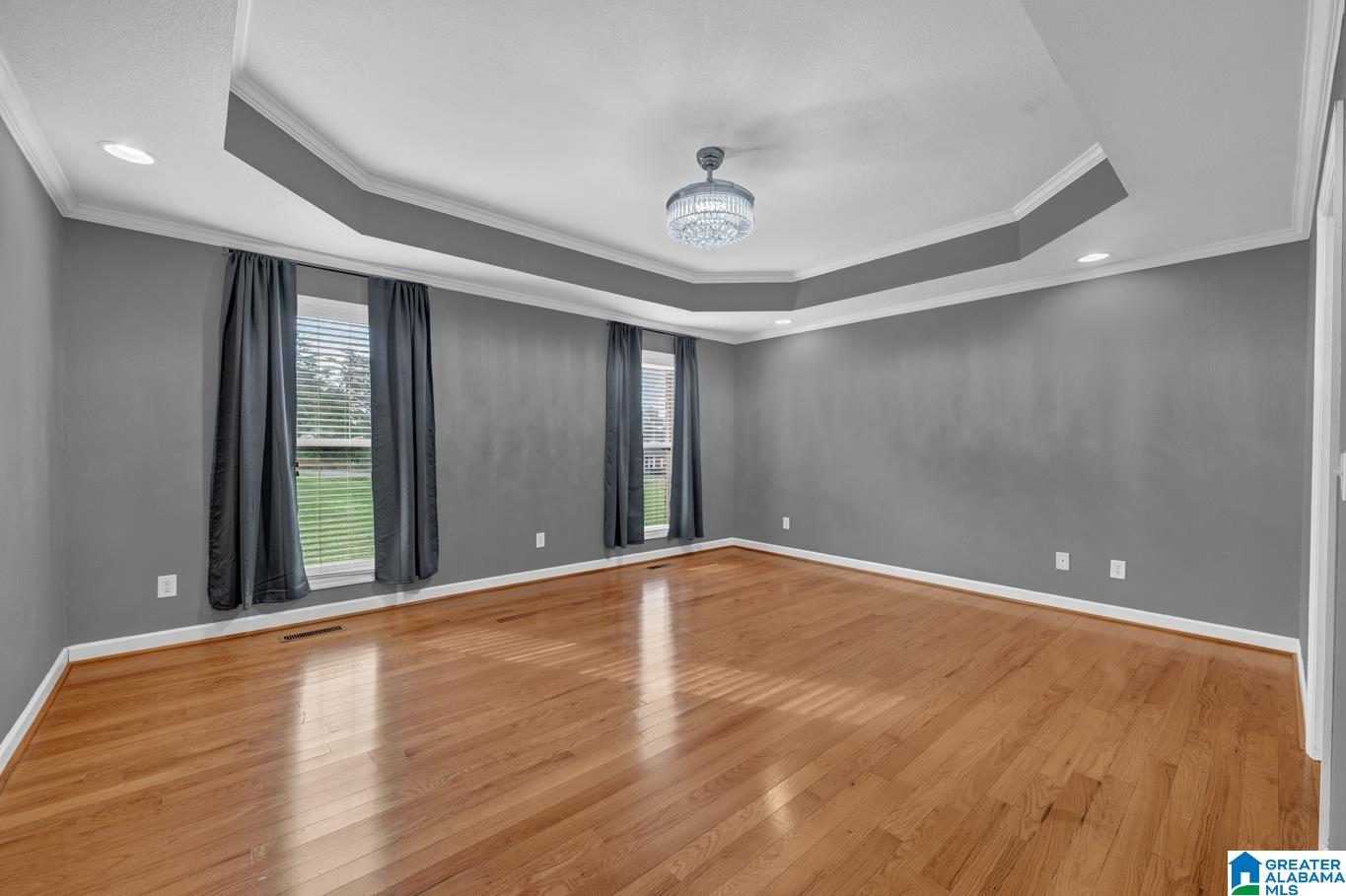 401 HIGH POINTE DRIVE