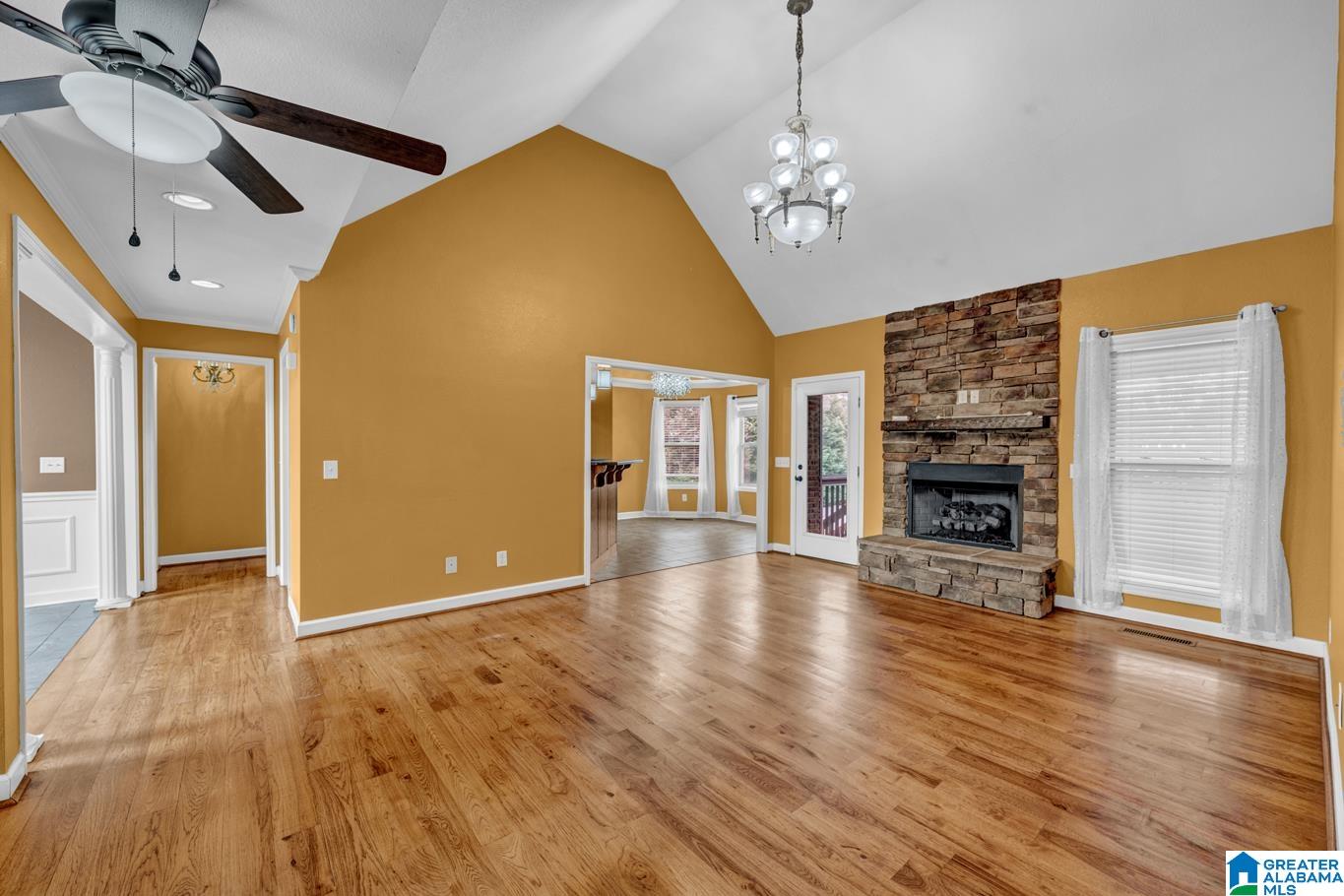 401 HIGH POINTE DRIVE