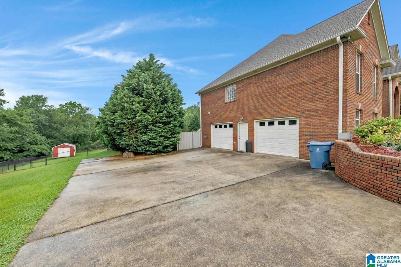 401 HIGH POINTE DRIVE