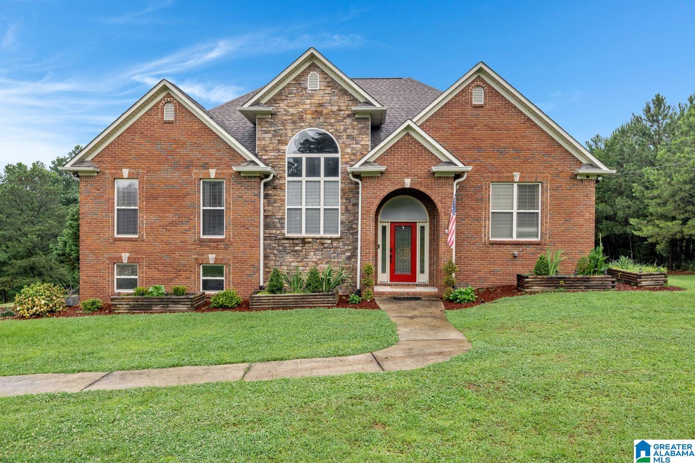401 HIGH POINTE DRIVE