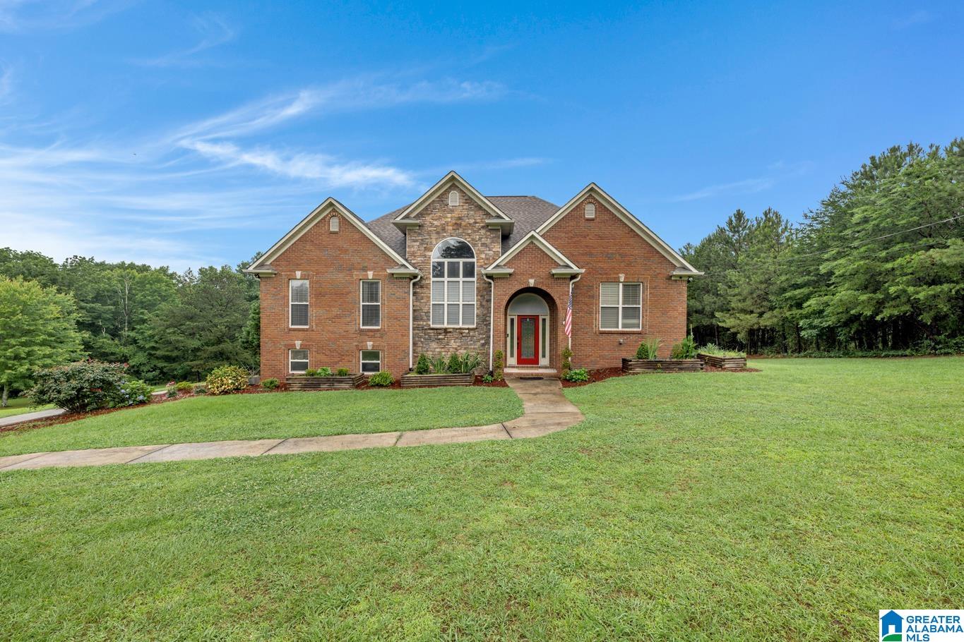 401 HIGH POINTE DRIVE