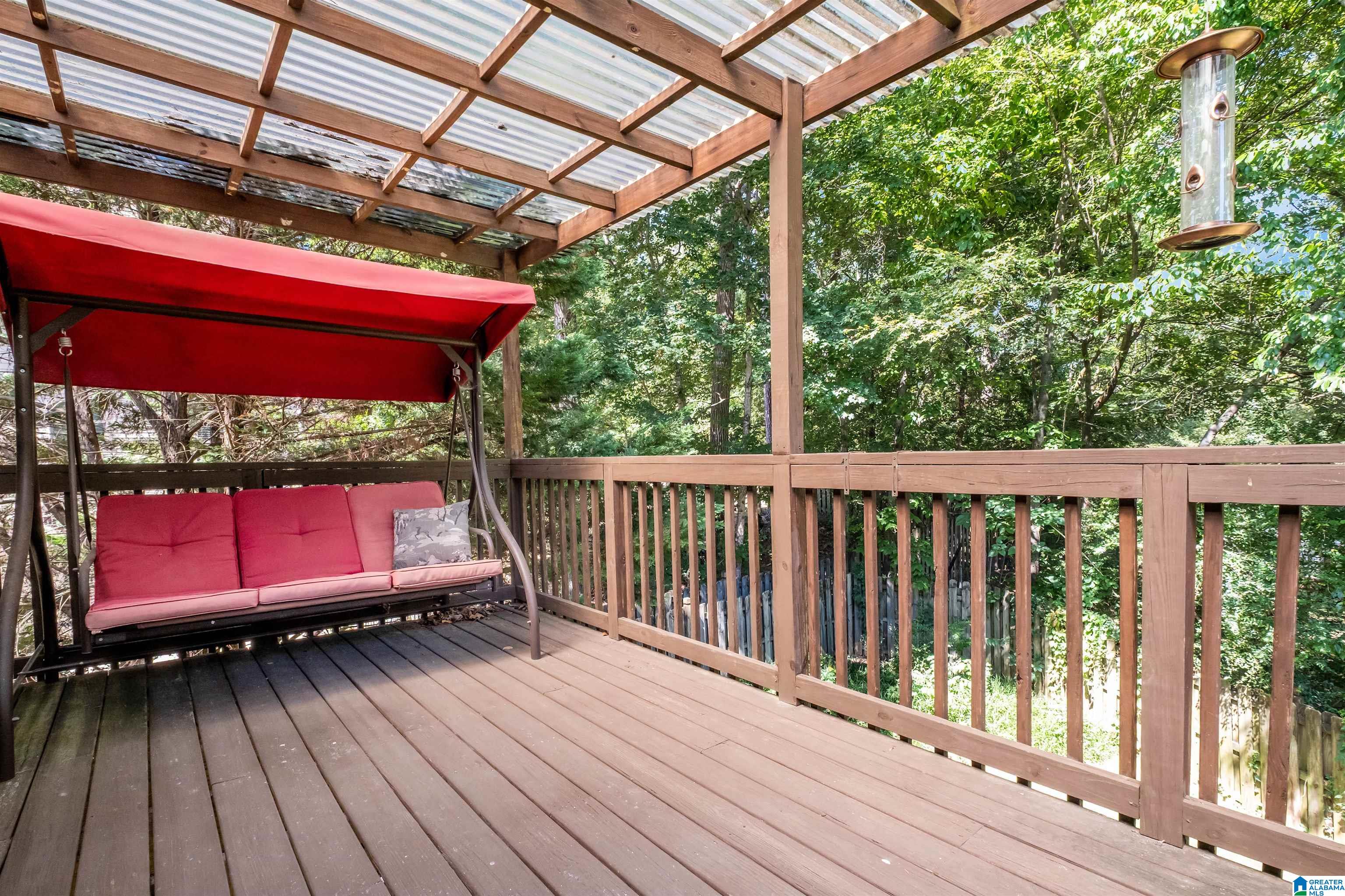 110 EAGLE COVE DRIVE