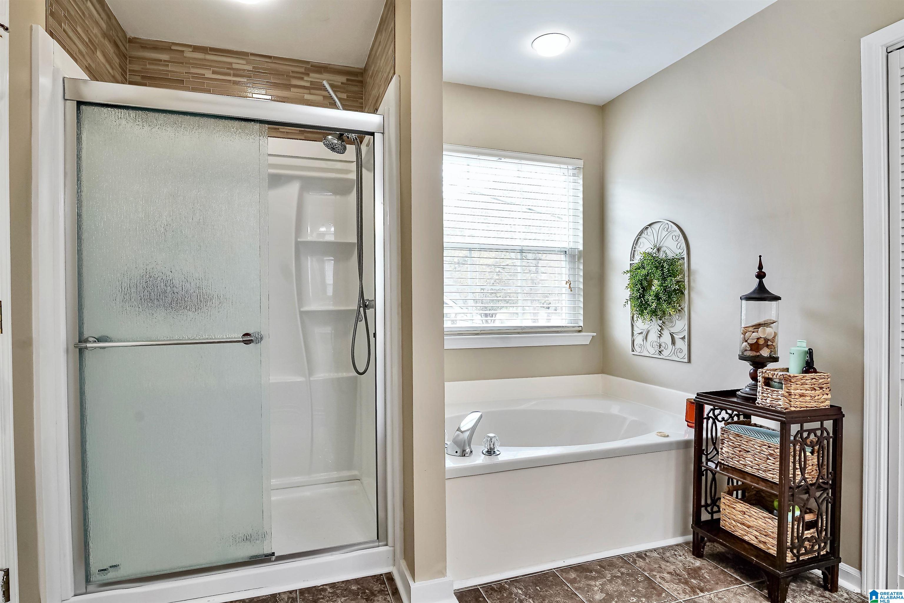 5009 BRIDLEWOOD PARC LANE