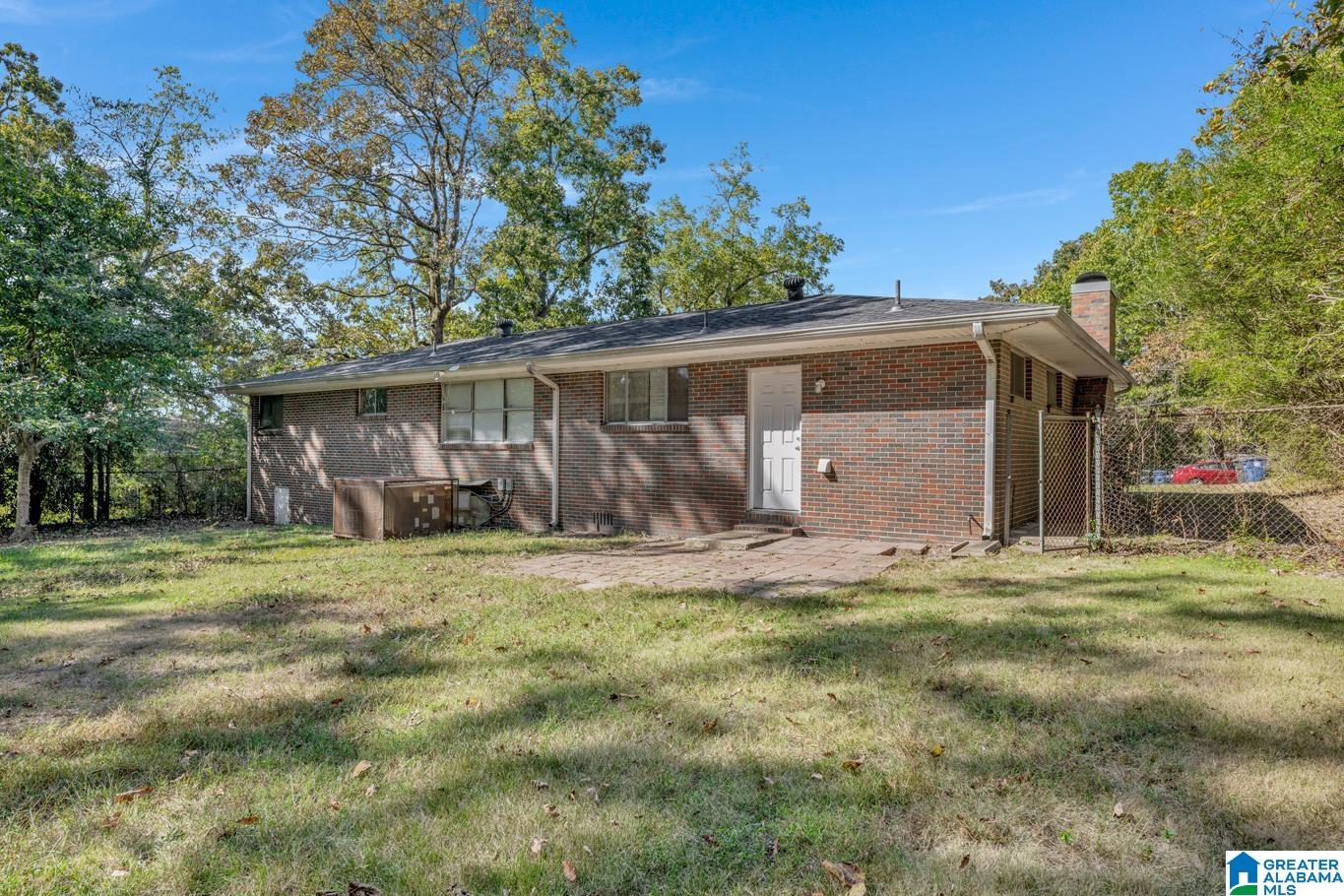 937 HICKORY DRIVE