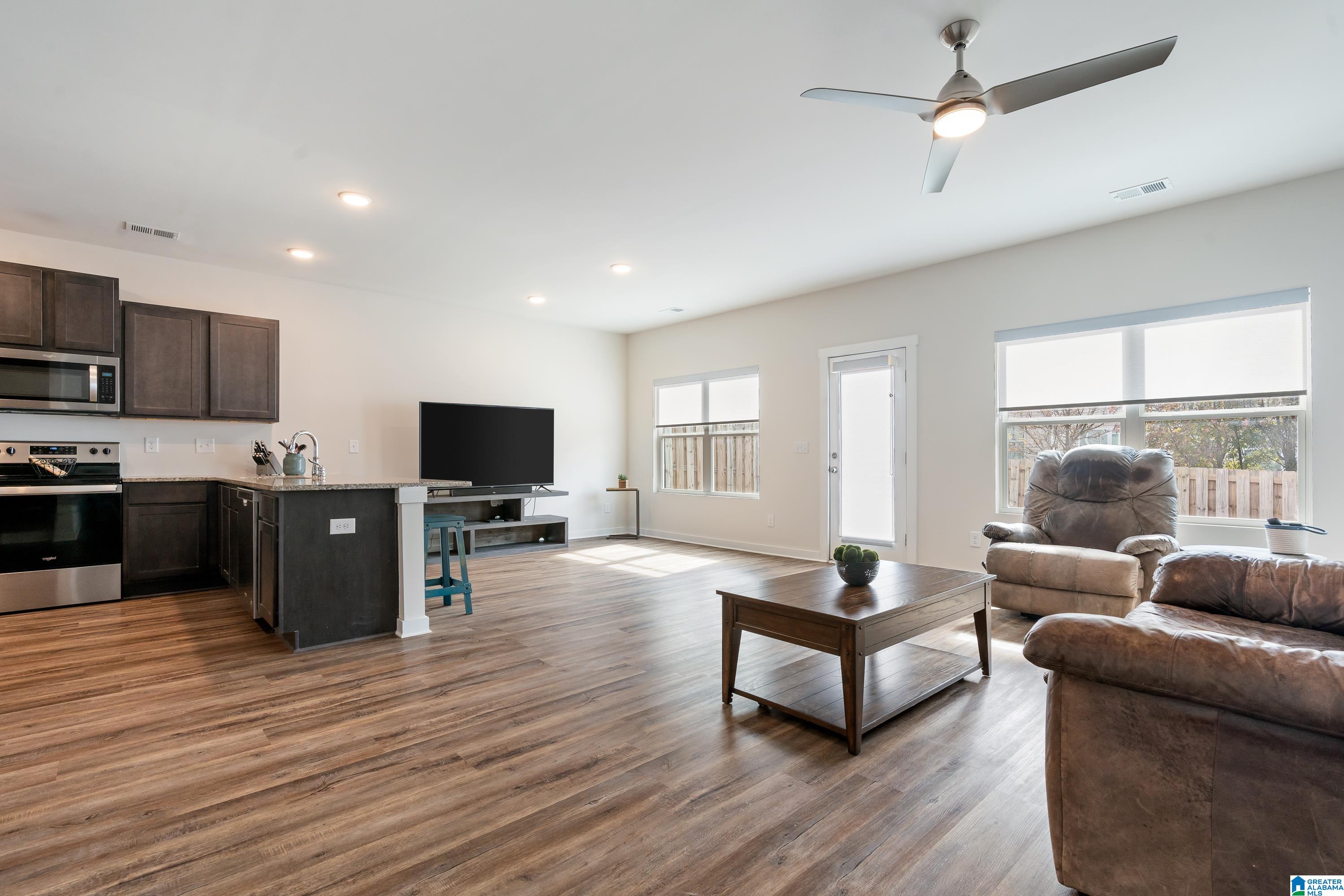 577 THE HEIGHTS LANE