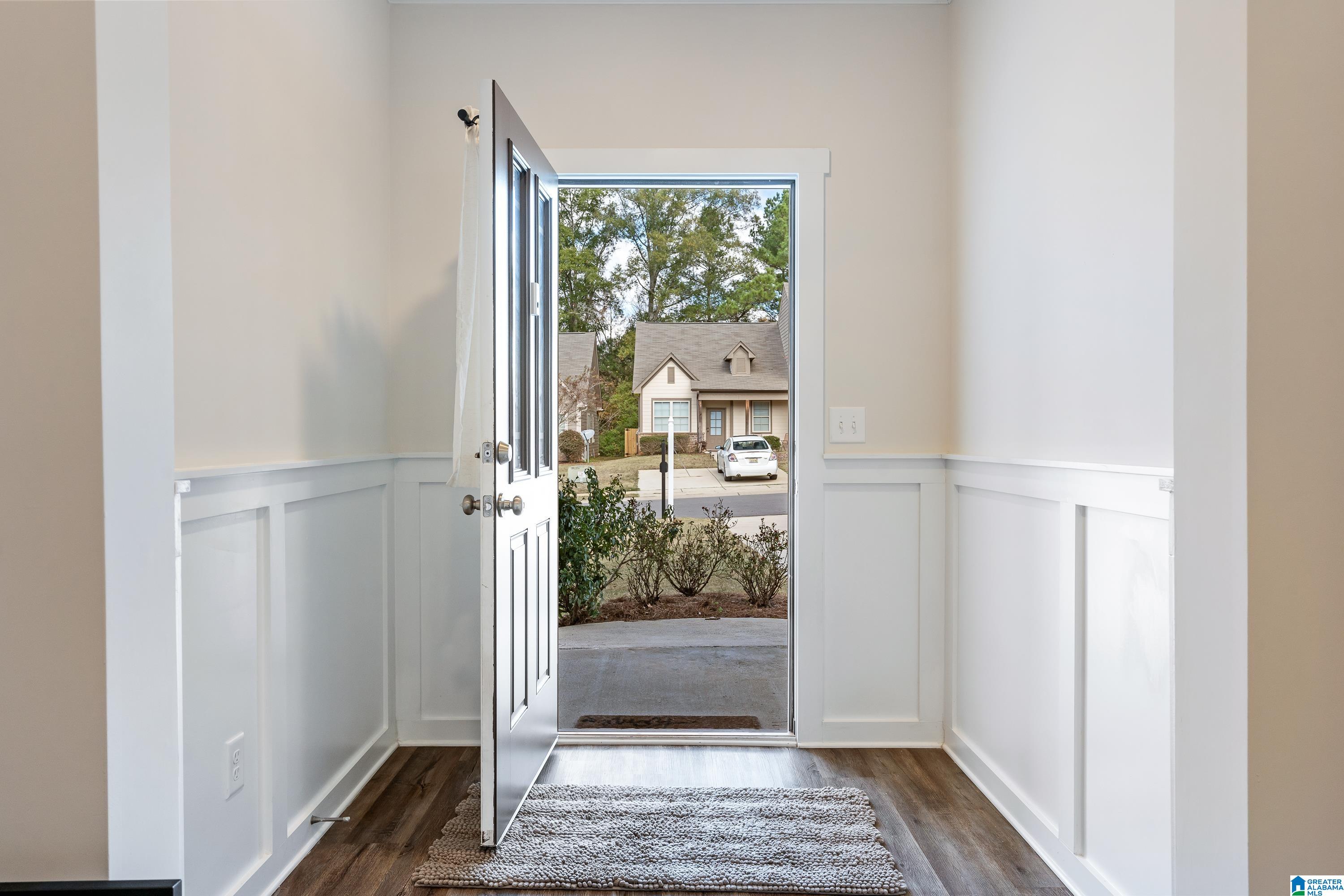 577 THE HEIGHTS LANE