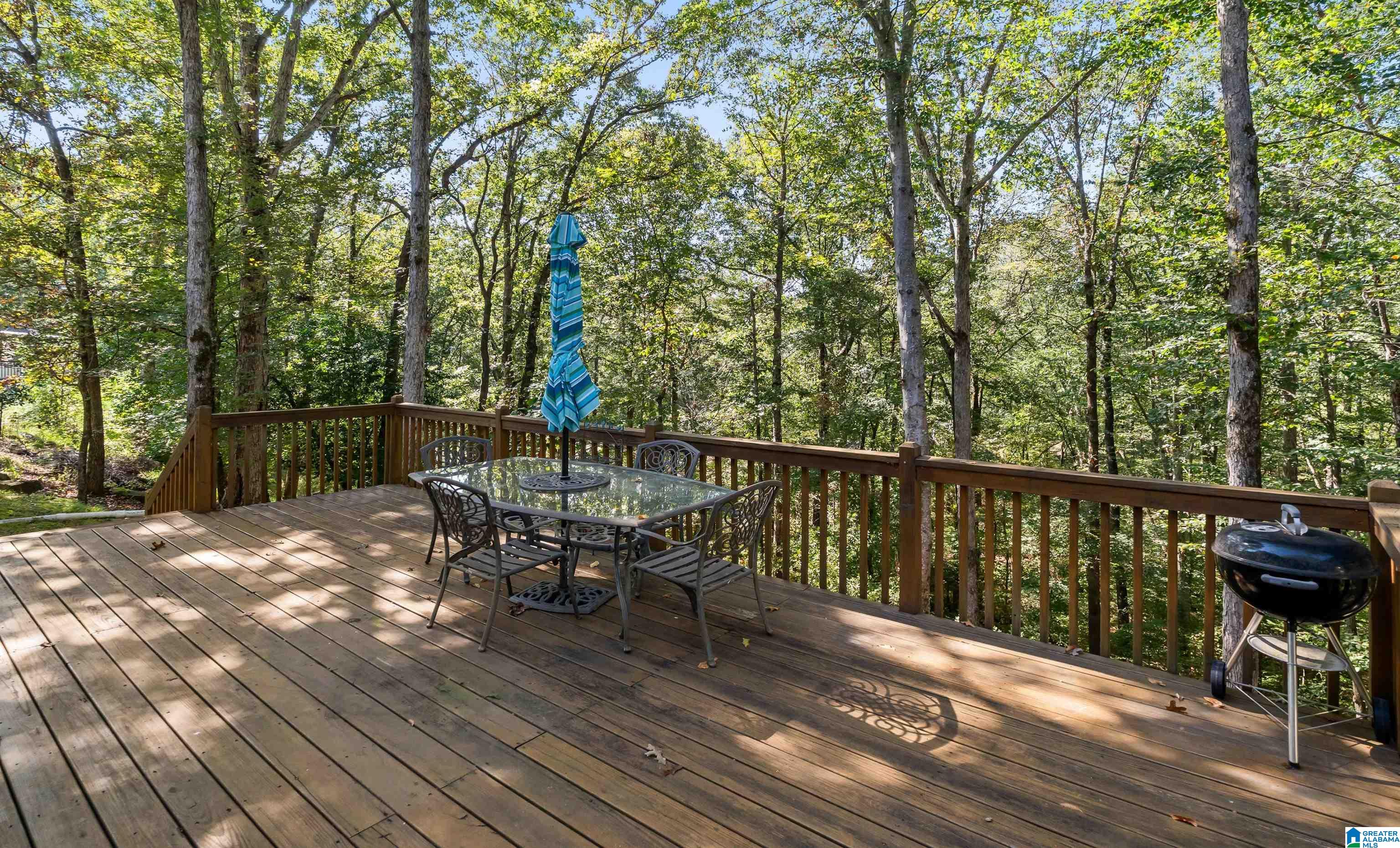 2704 LIN CIRCLE
