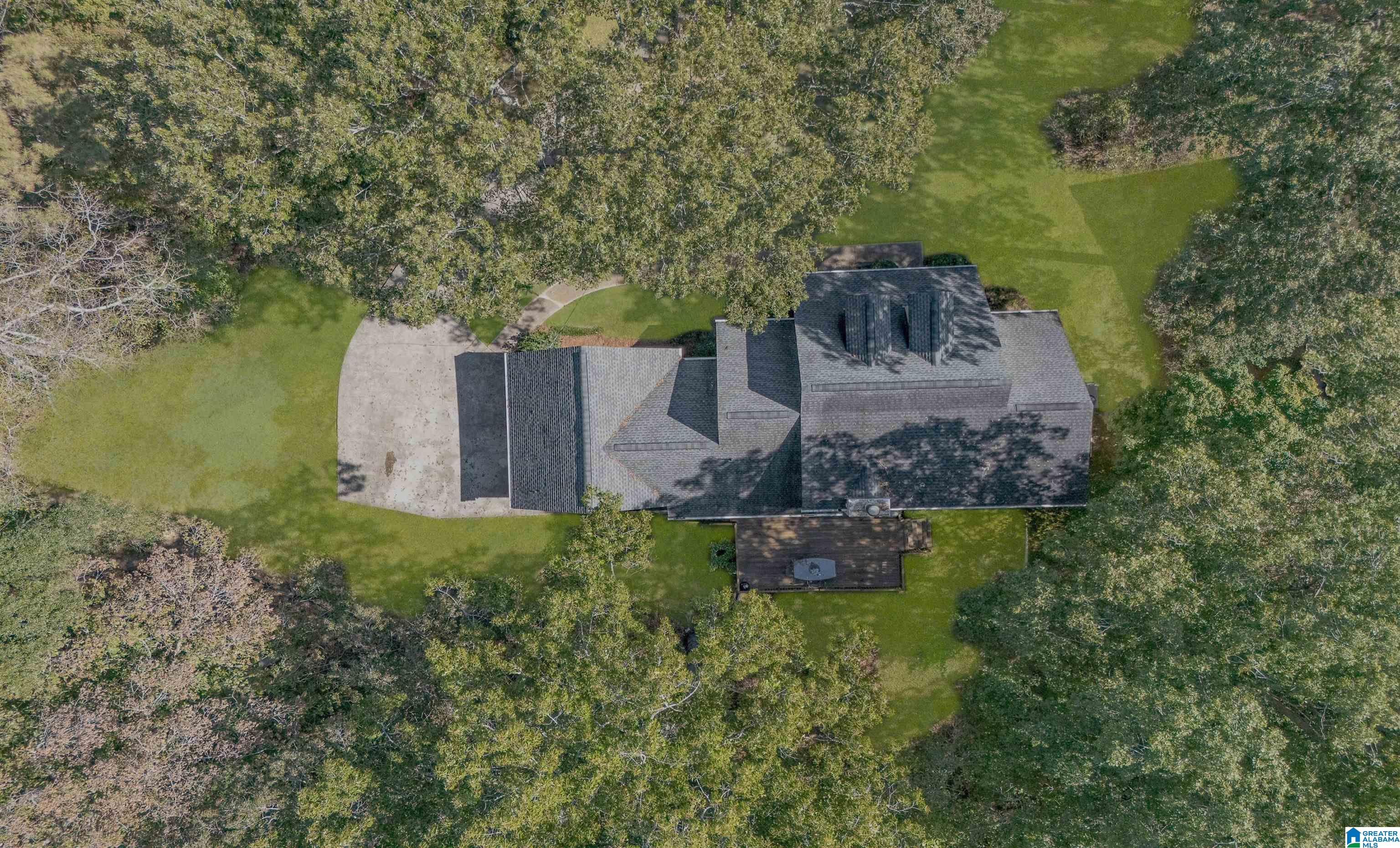 2704 LIN CIRCLE