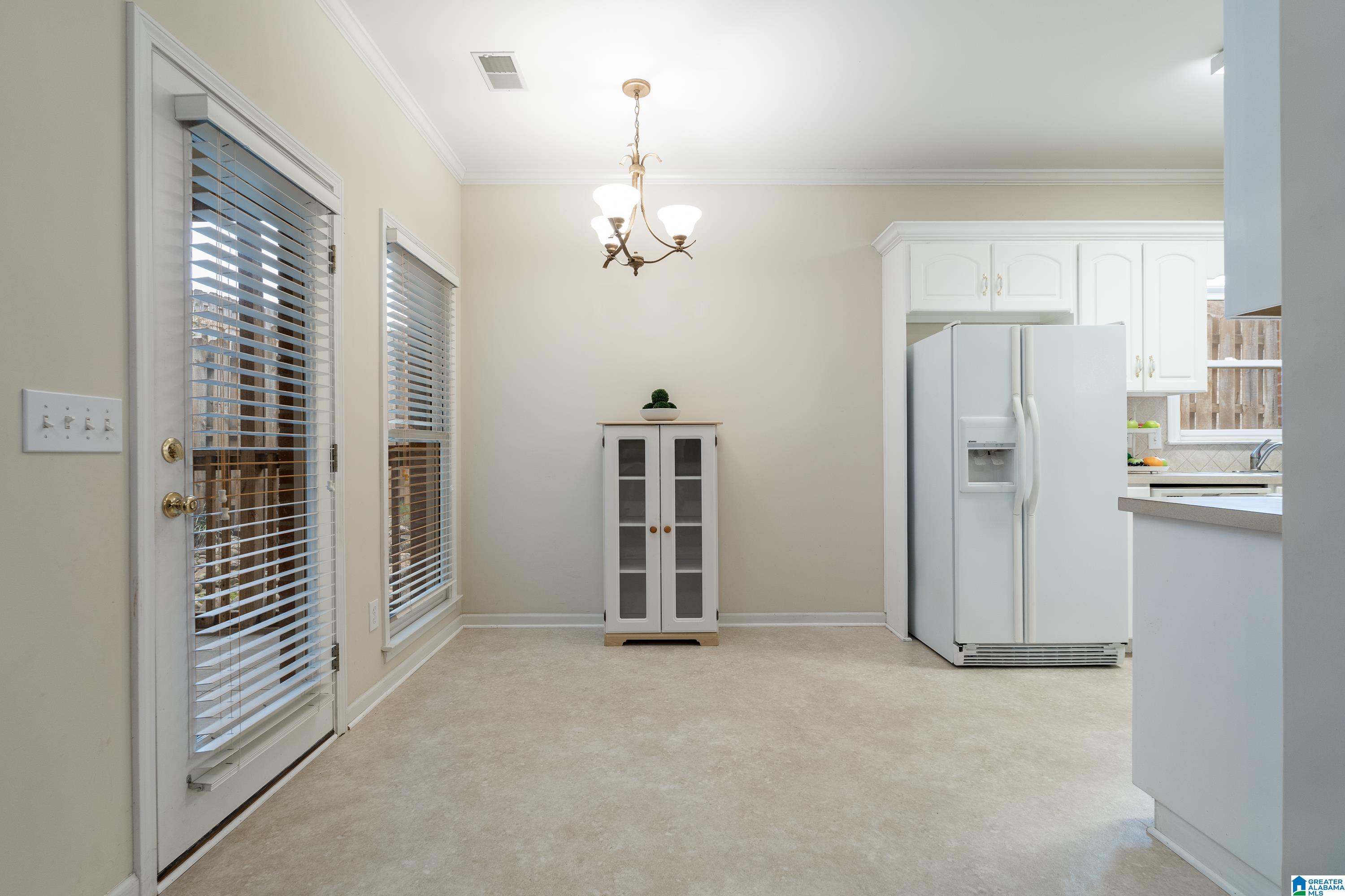205 BEAVER CREEK CIRCLE