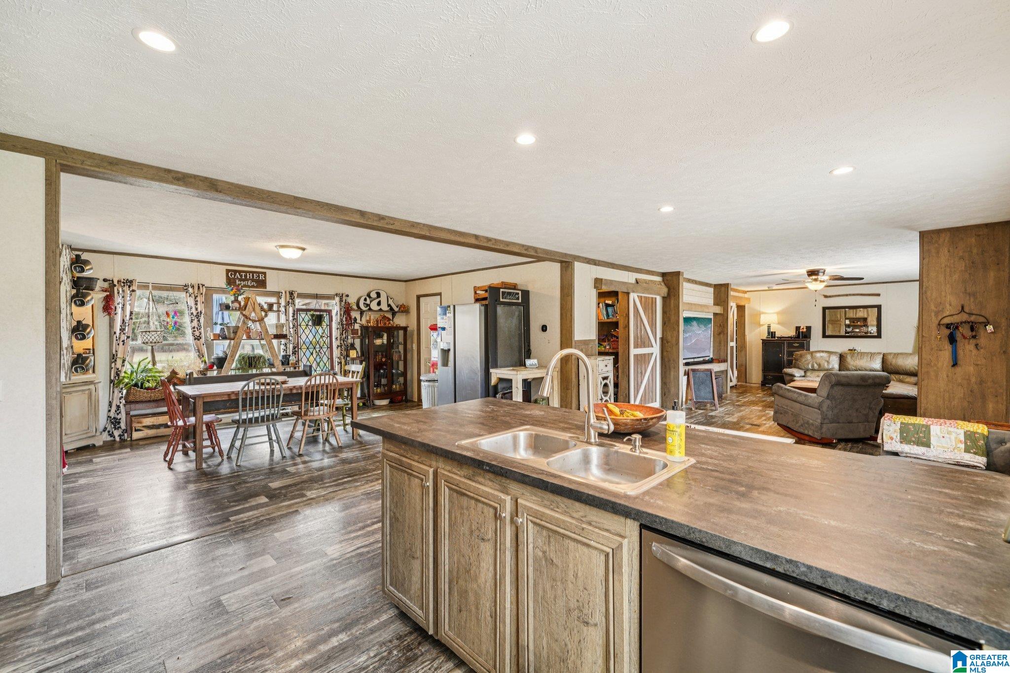 383 COUNTRY CHURCH ROAD