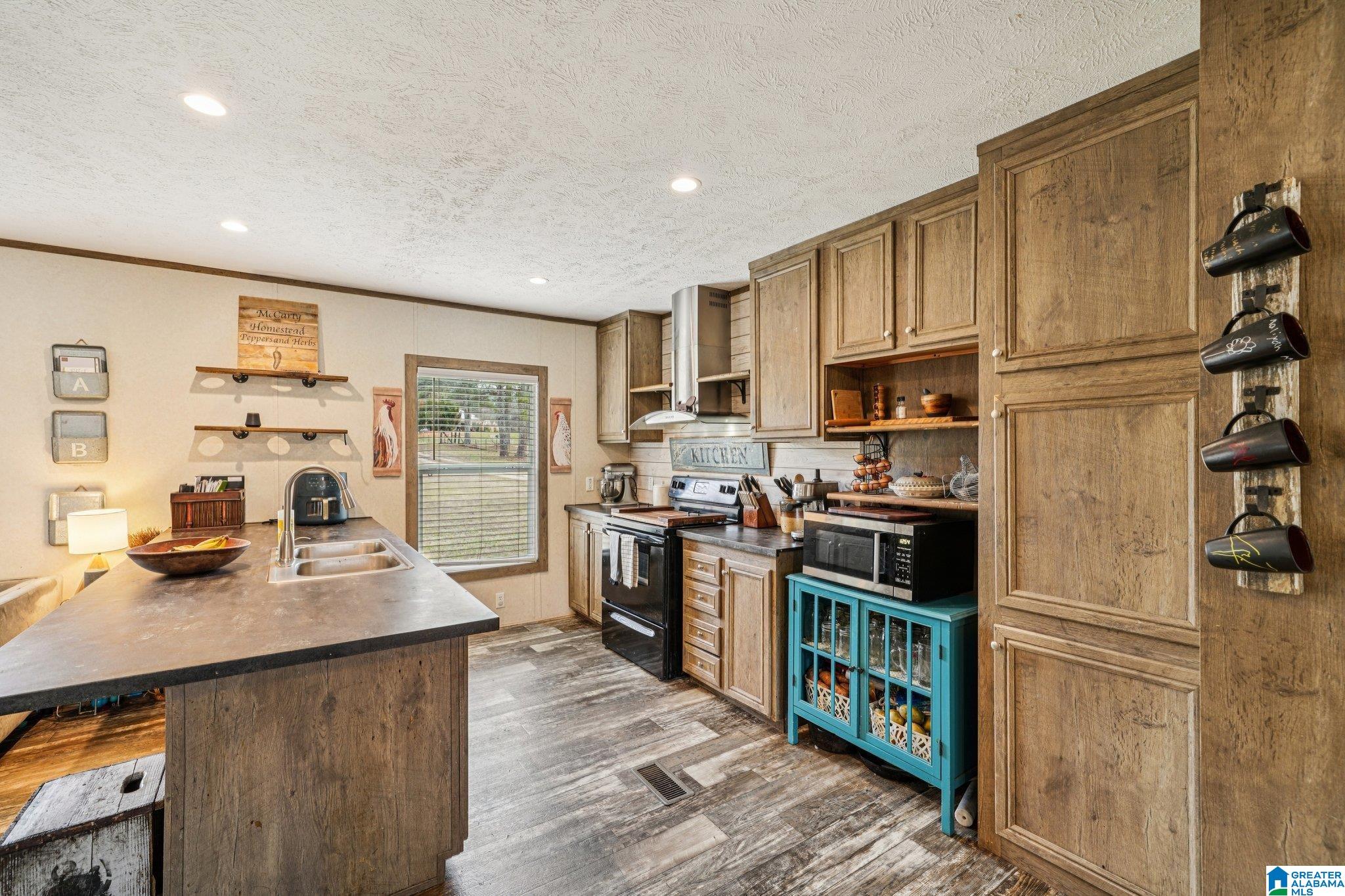 383 COUNTRY CHURCH ROAD