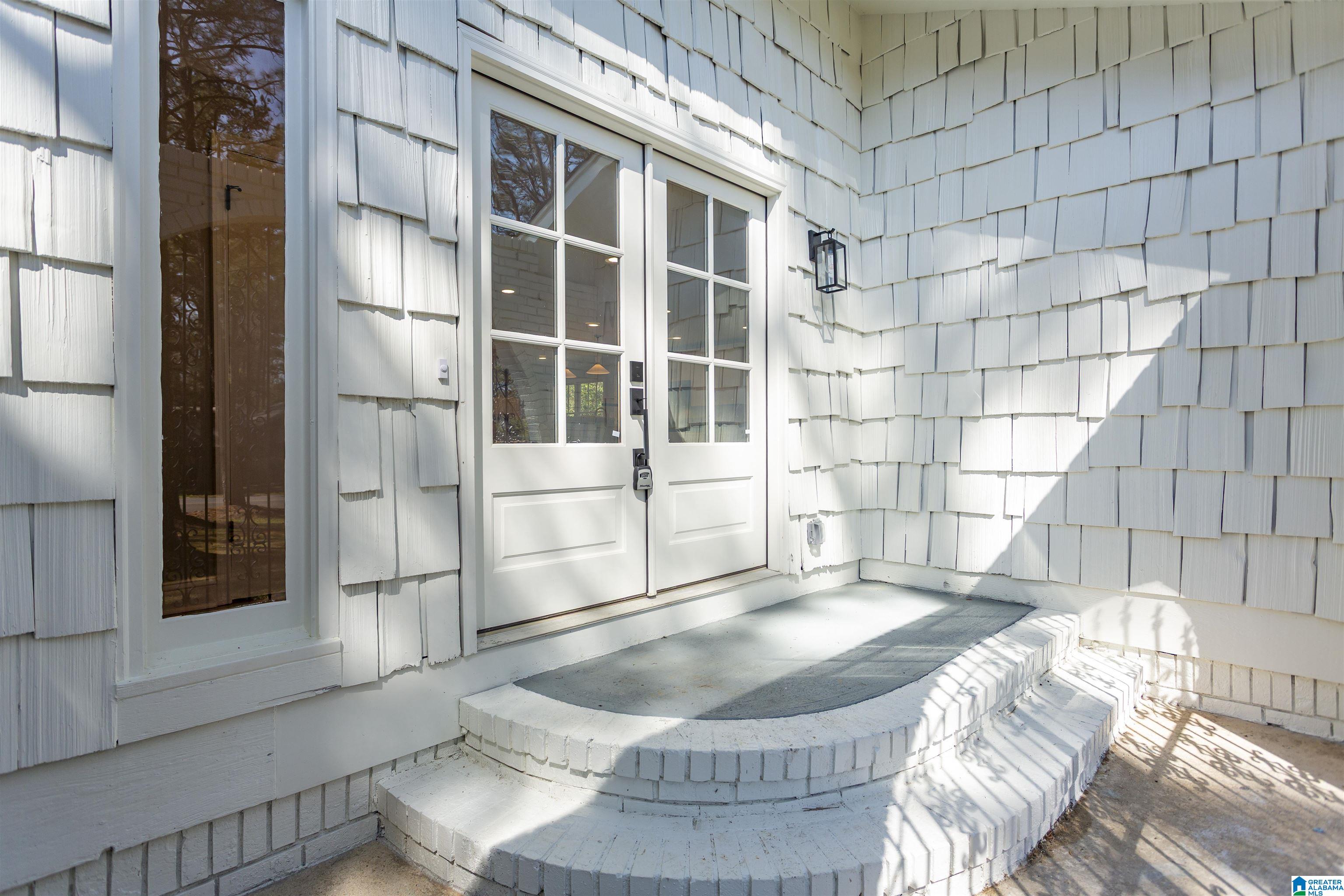 2885 WISTERIA DRIVE