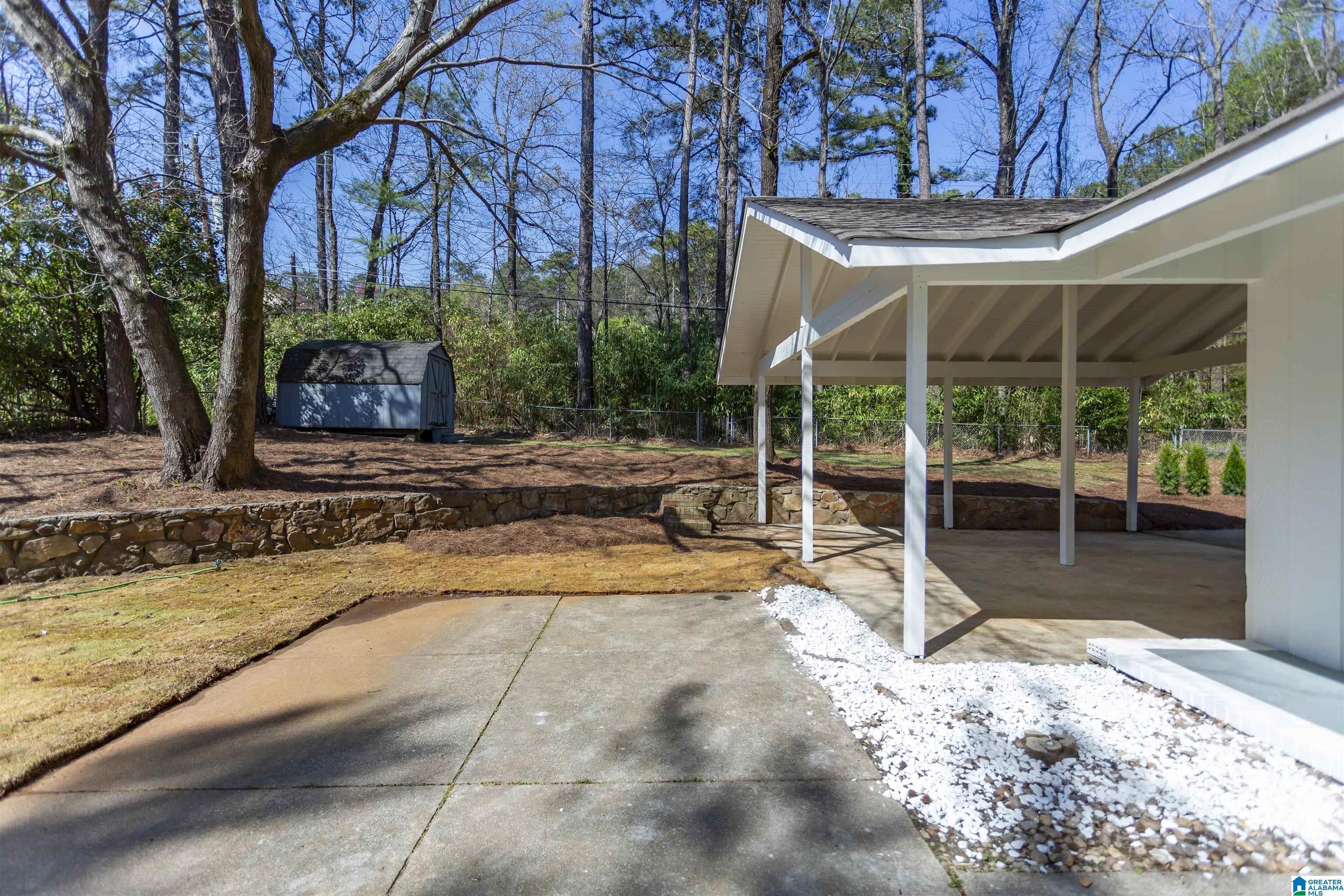 2885 WISTERIA DRIVE