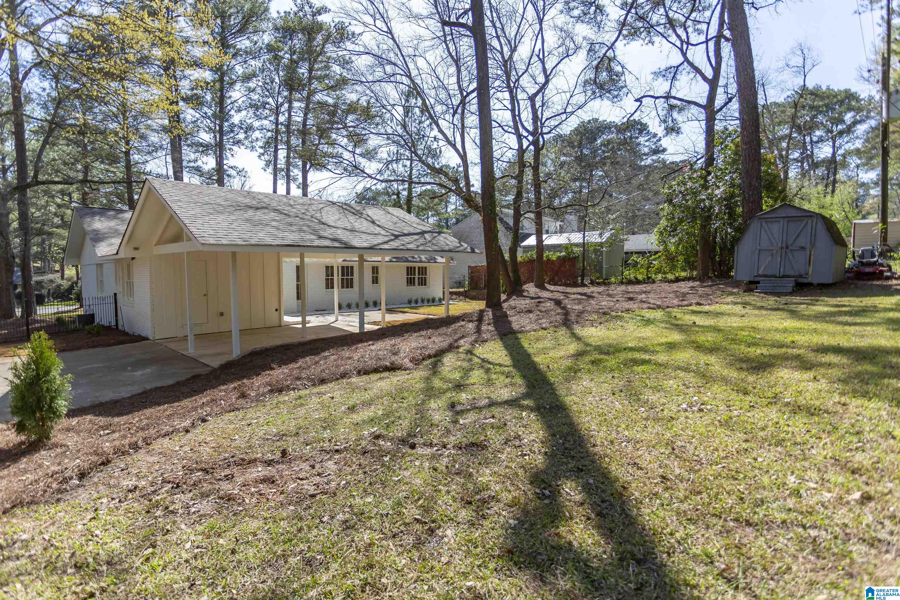 2885 WISTERIA DRIVE