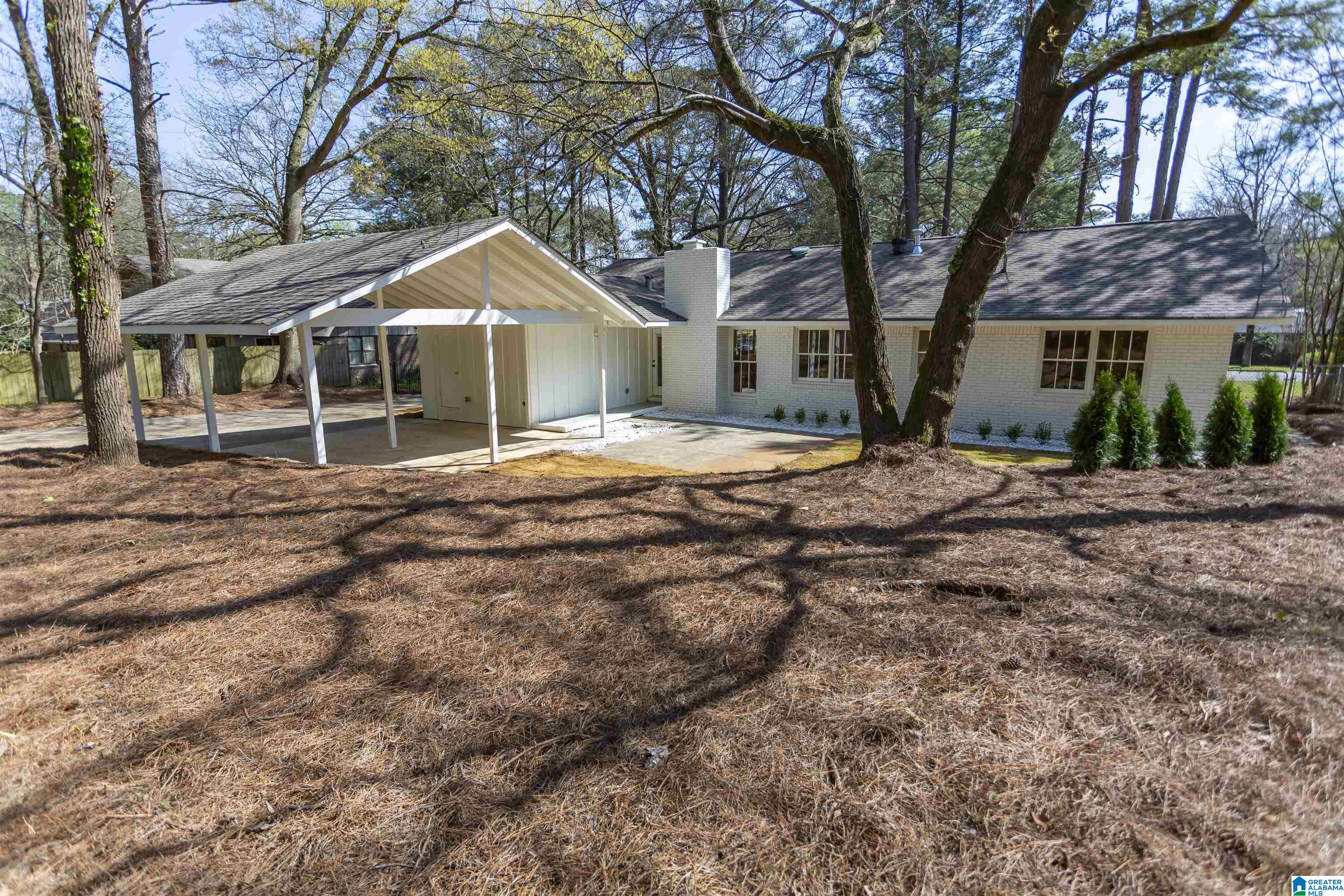 2885 WISTERIA DRIVE
