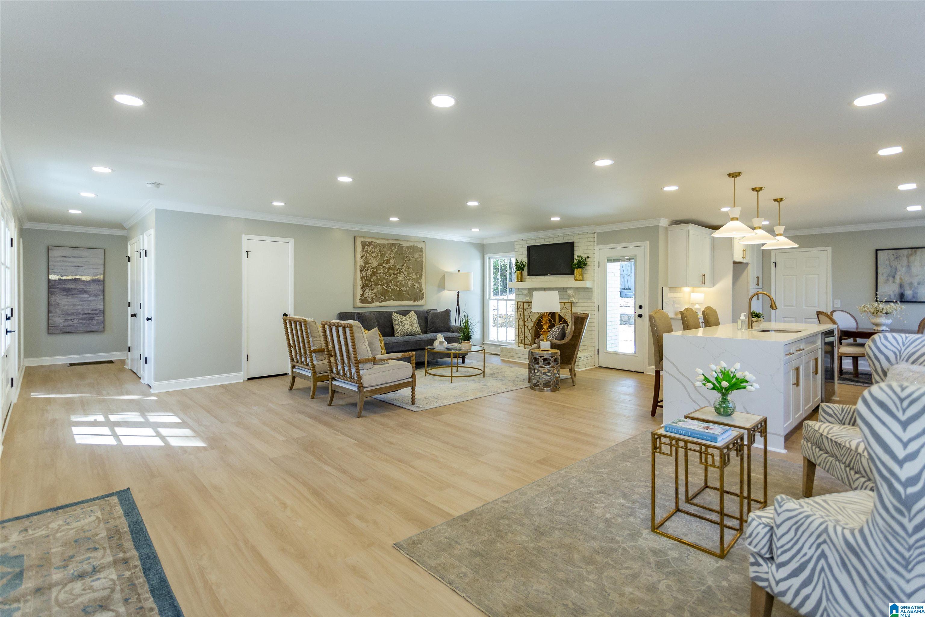 2885 WISTERIA DRIVE