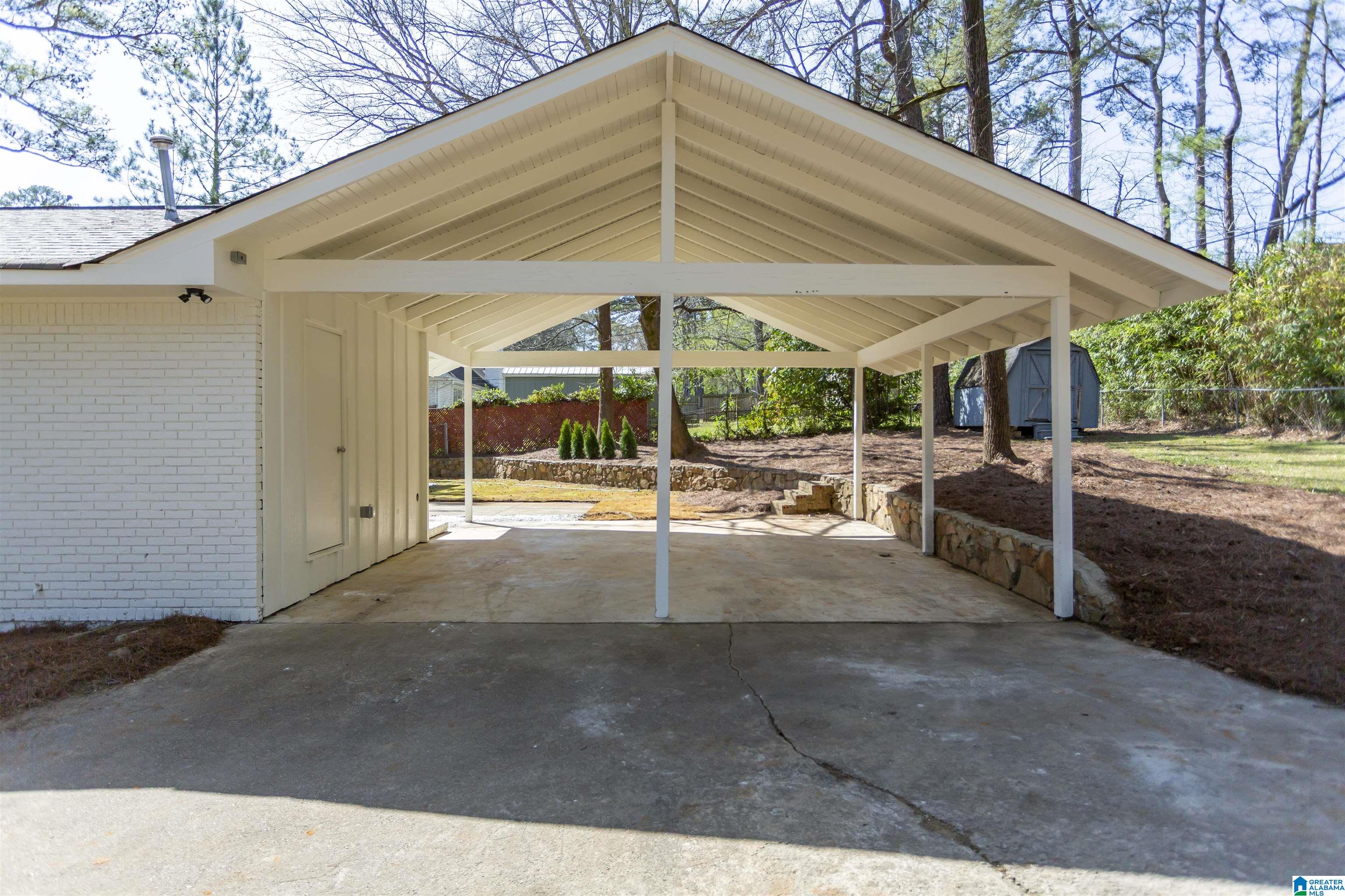 2885 WISTERIA DRIVE