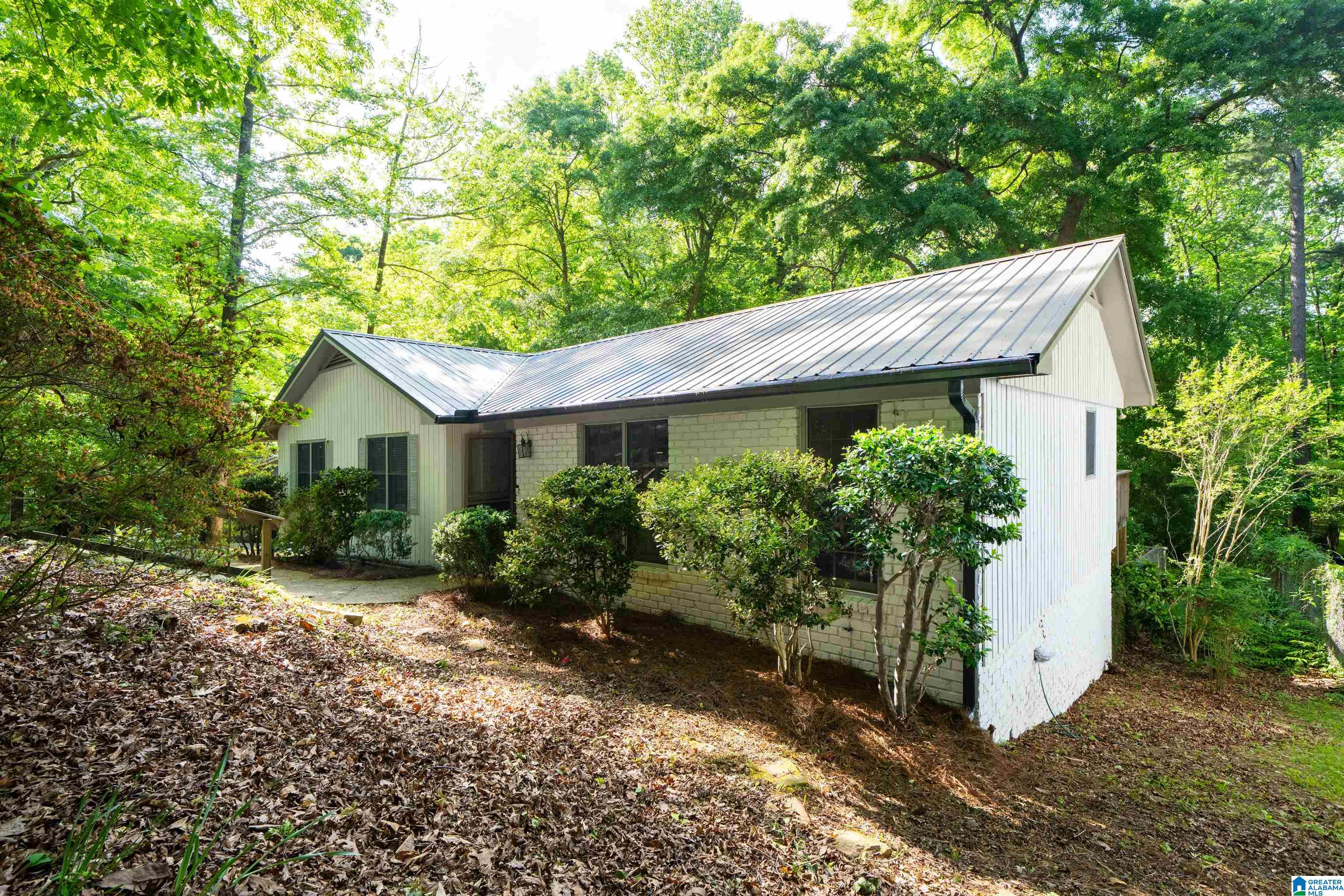 3008 LAKE PARK CIRCLE