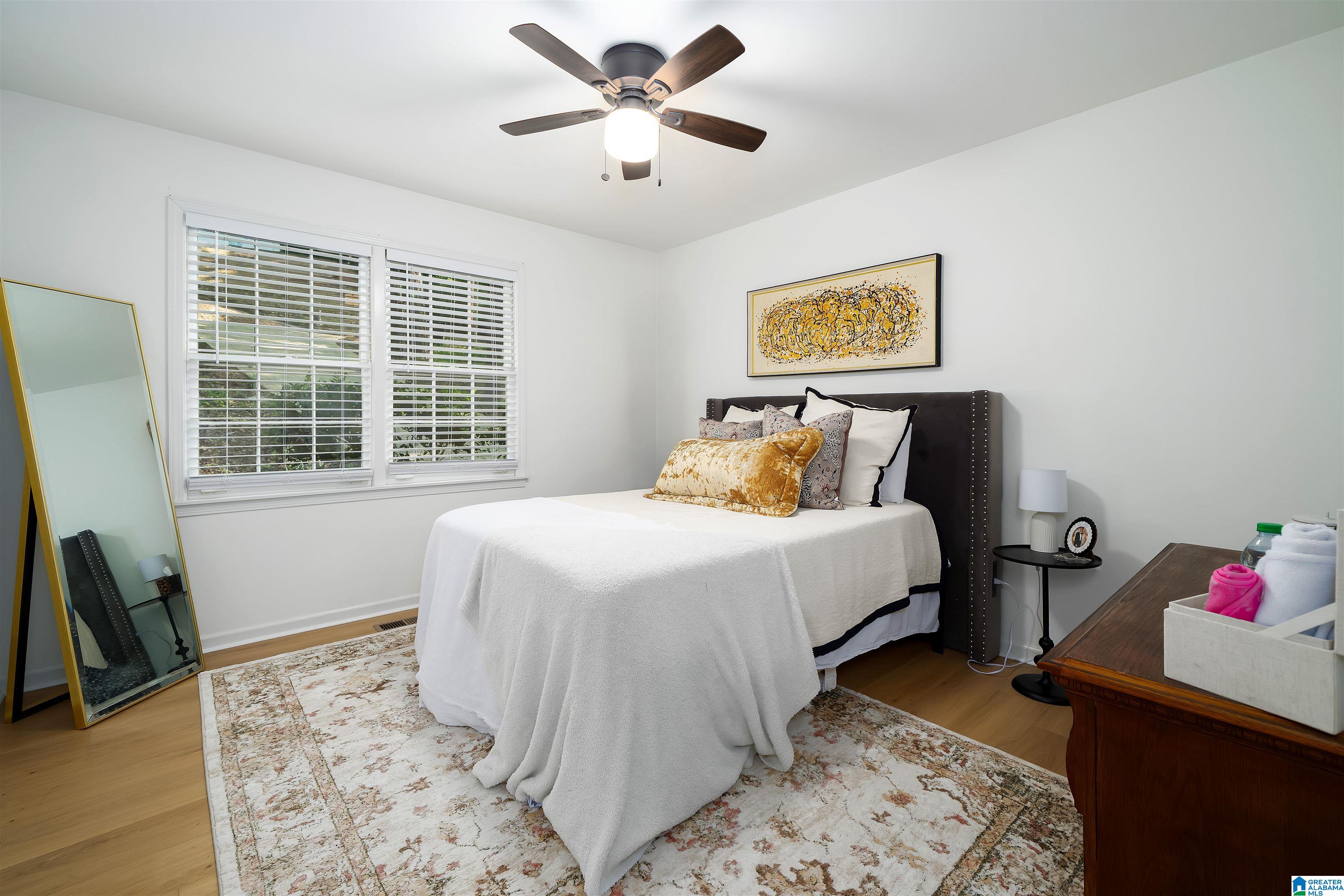3008 LAKE PARK CIRCLE