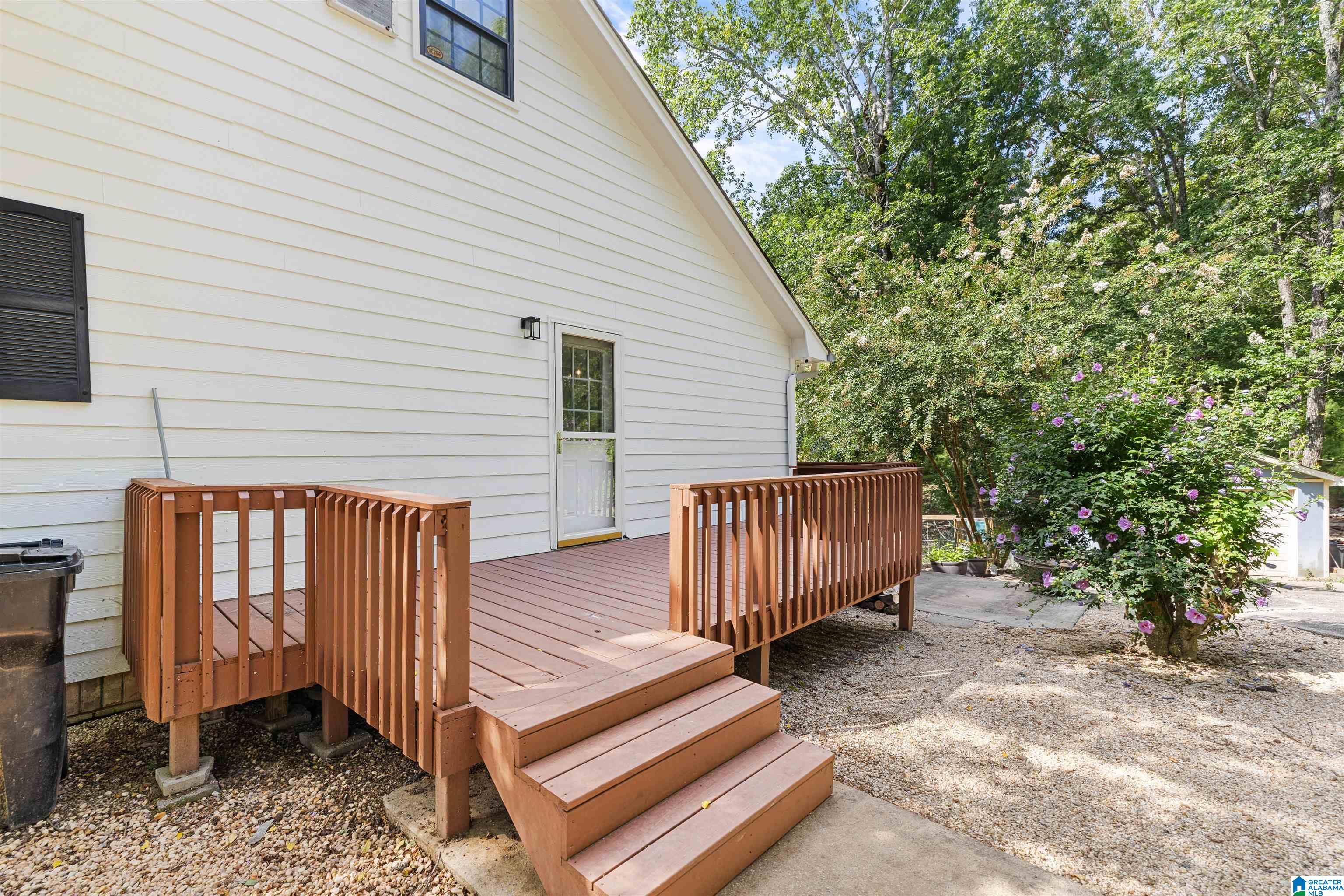 2203 LAKESIDE DRIVE