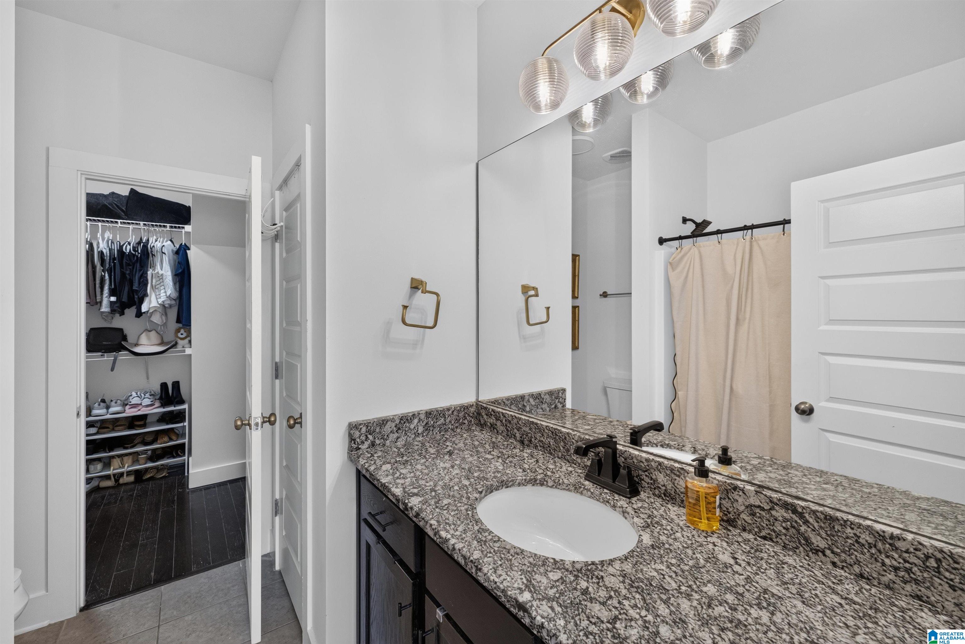 4353 RIDGEMONT CIRCLE