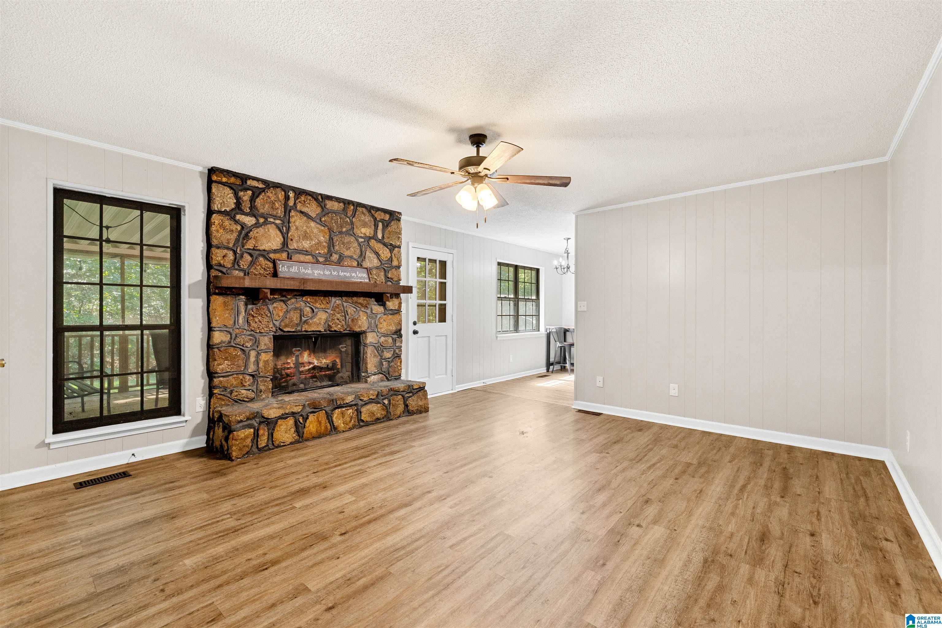 5633 LAZY ACRES TRAIL