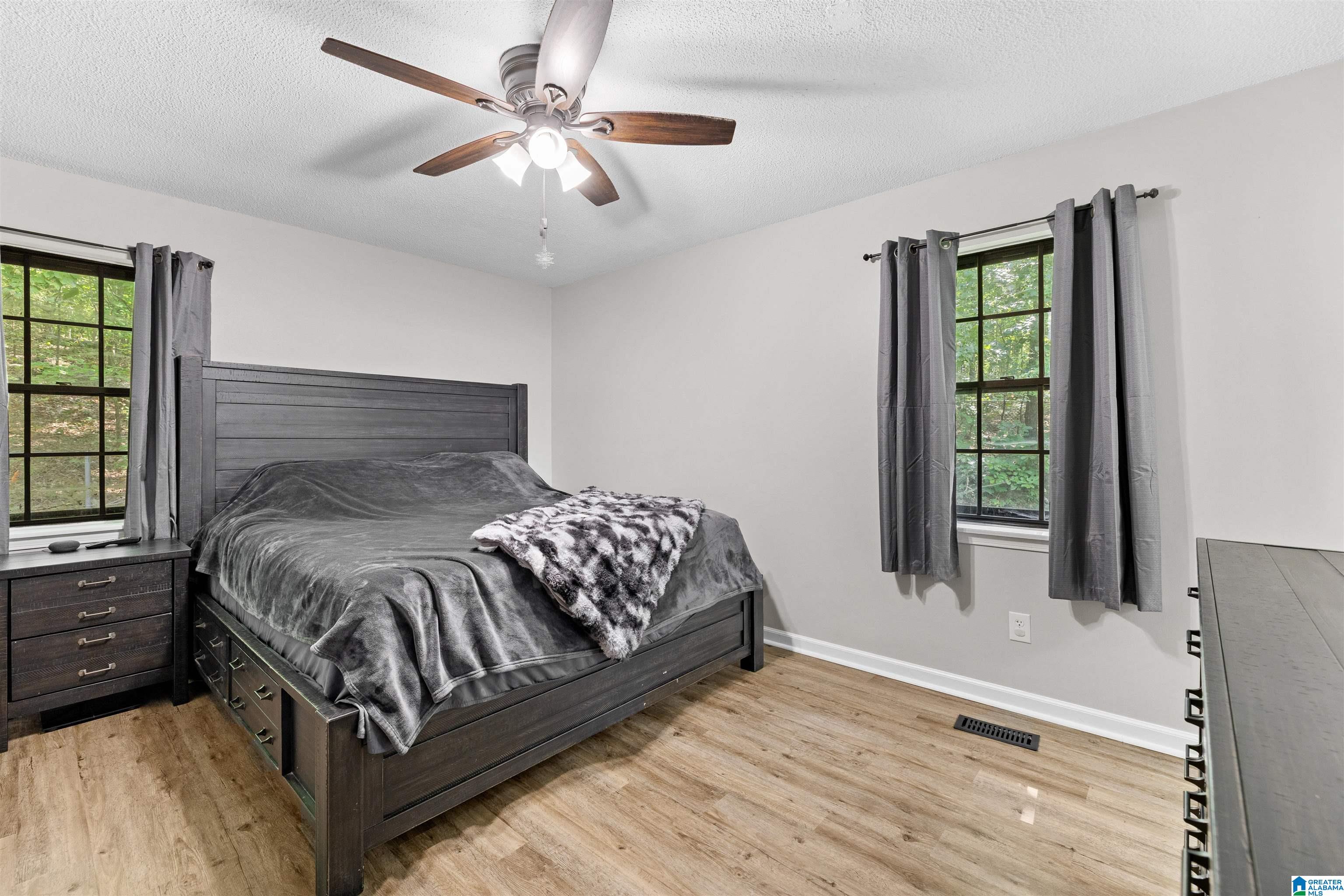 5633 LAZY ACRES TRAIL