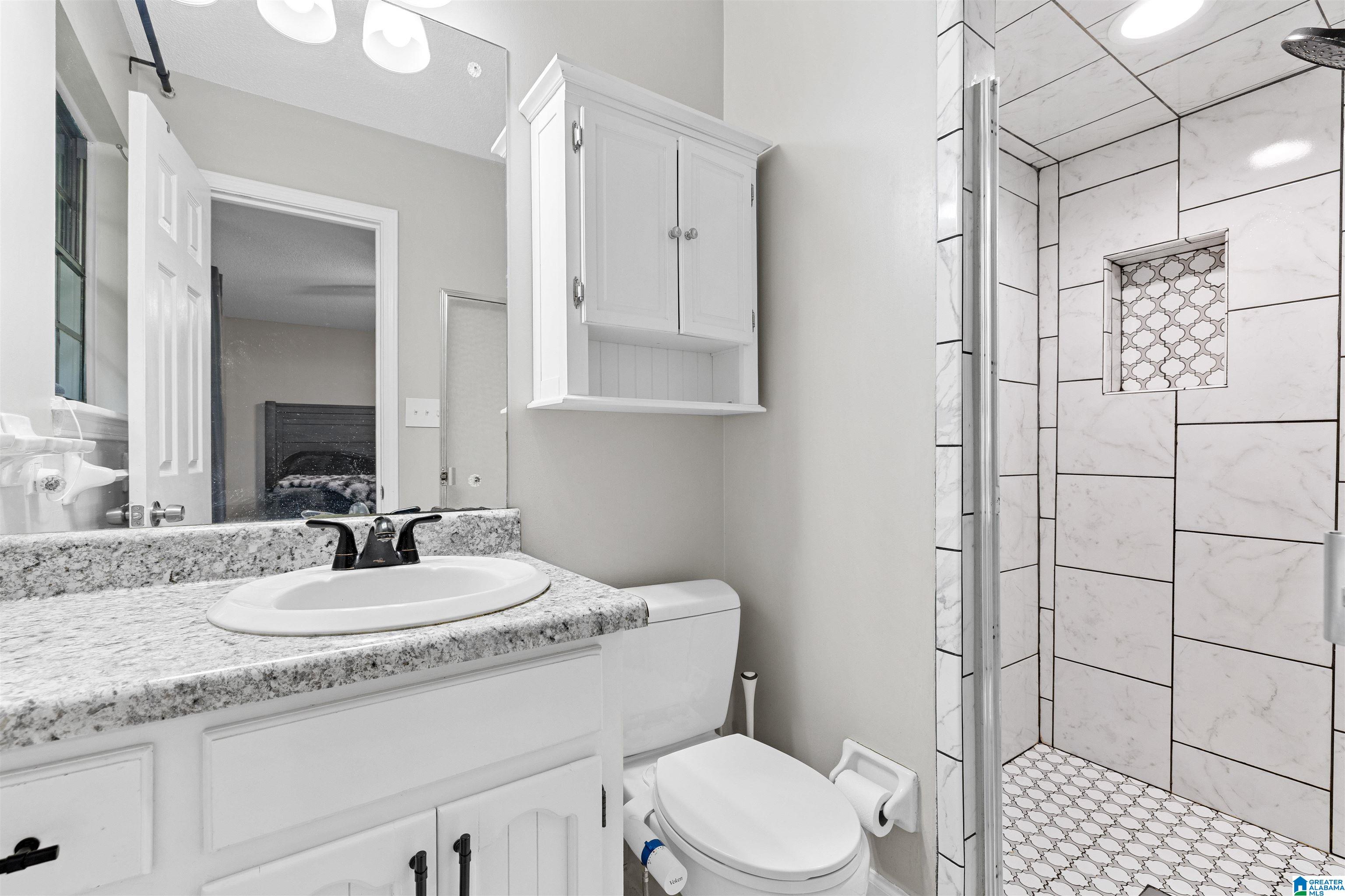 5633 LAZY ACRES TRAIL