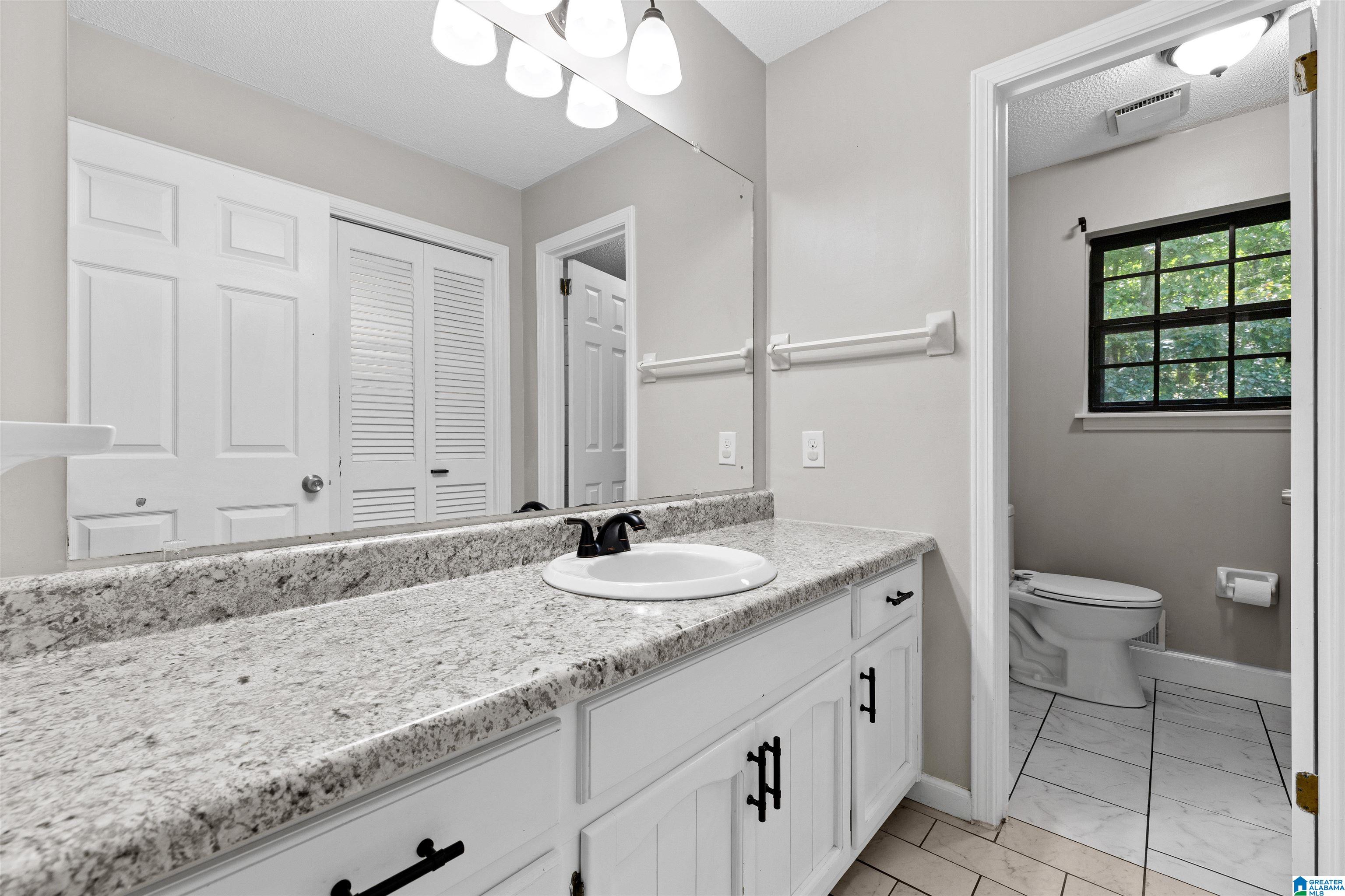 5633 LAZY ACRES TRAIL