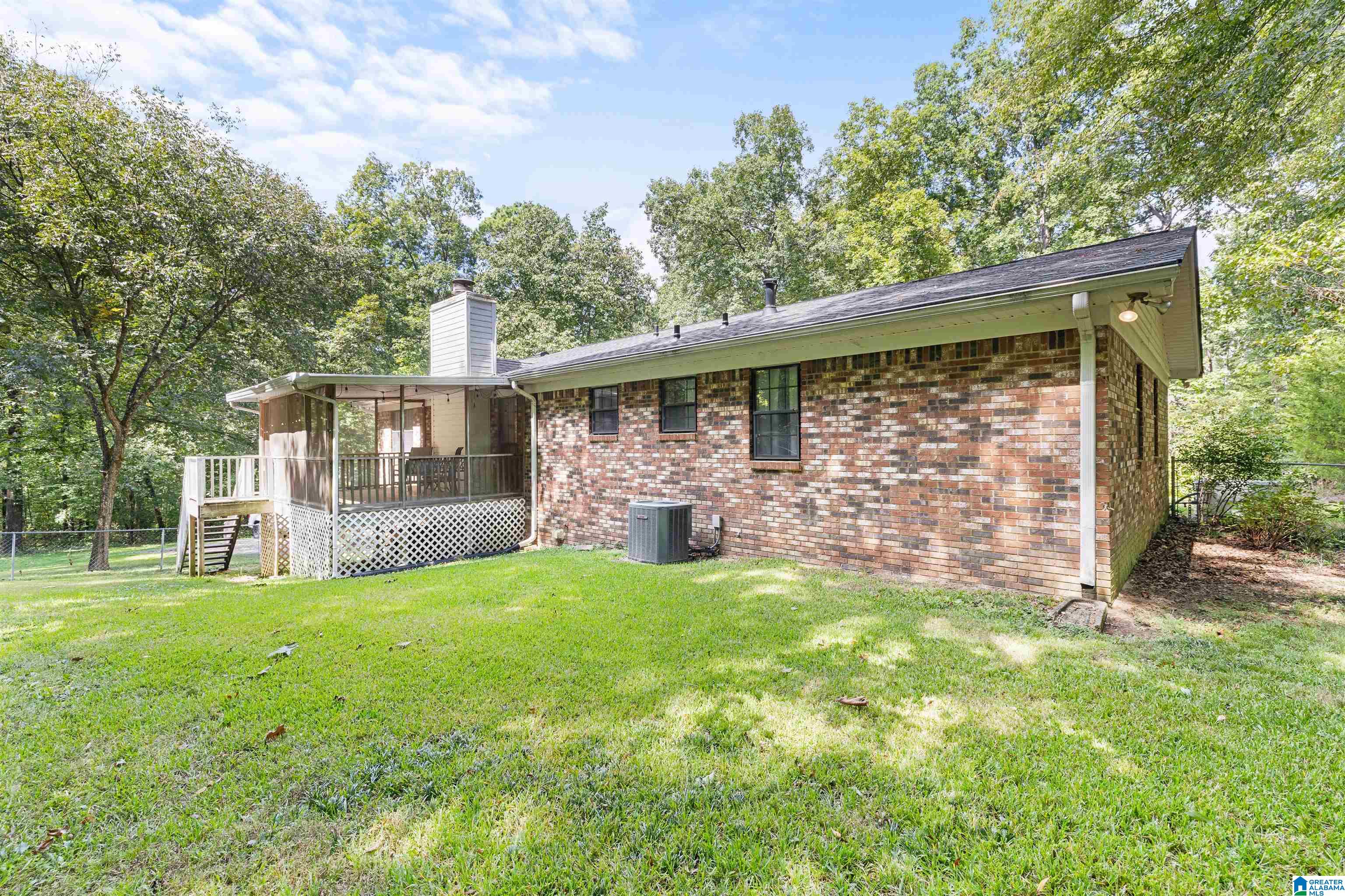 5633 LAZY ACRES TRAIL