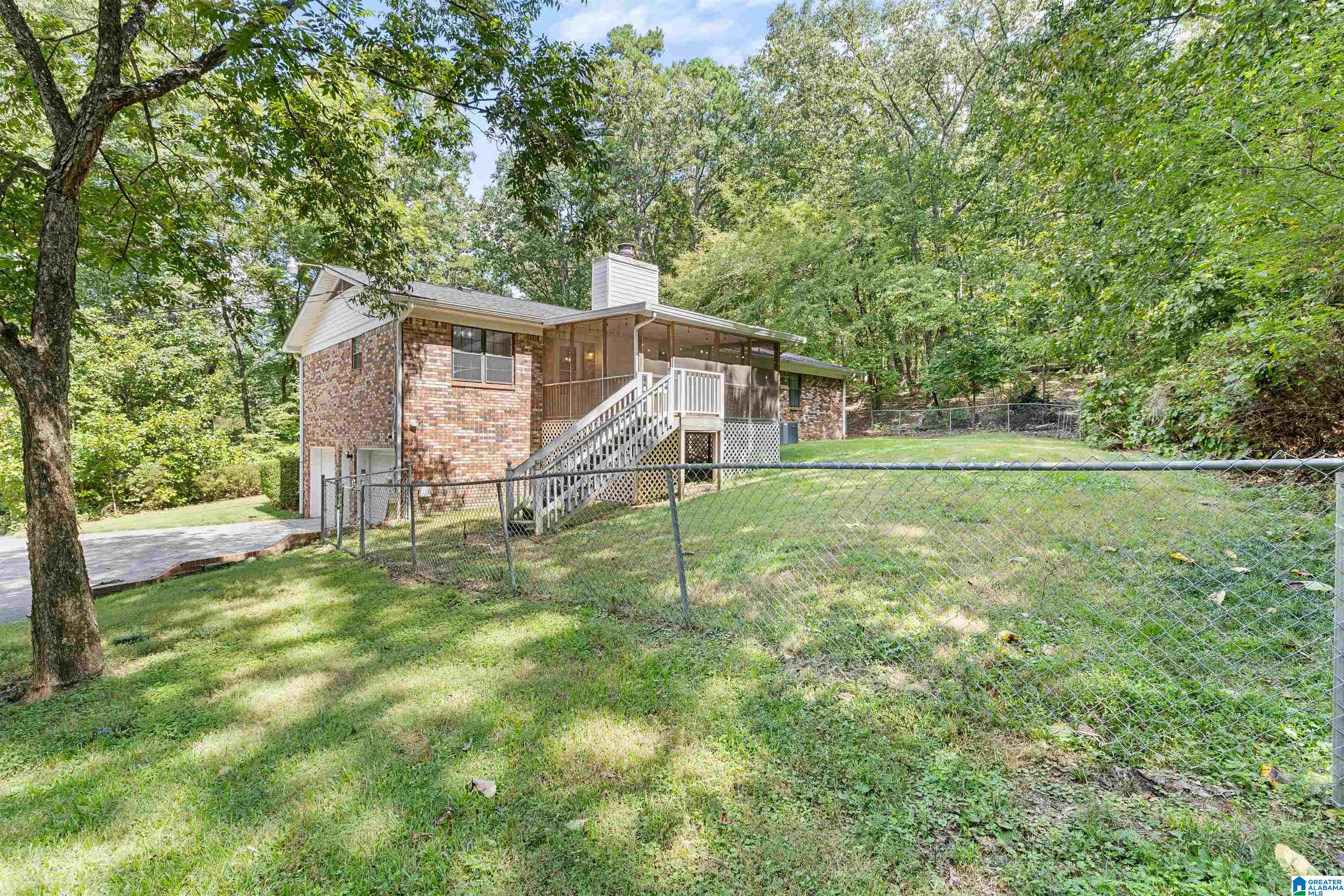 5633 LAZY ACRES TRAIL