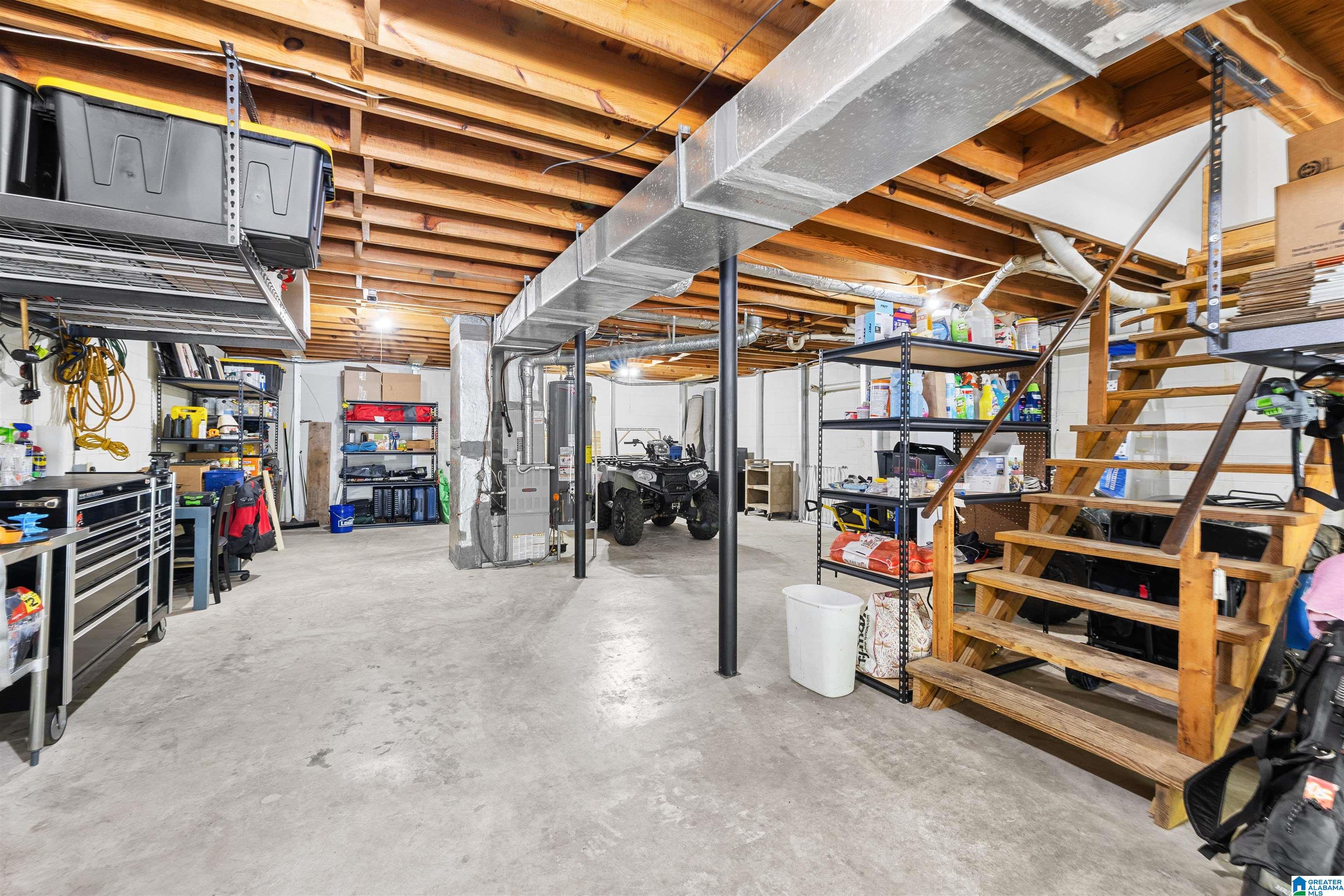 5633 LAZY ACRES TRAIL