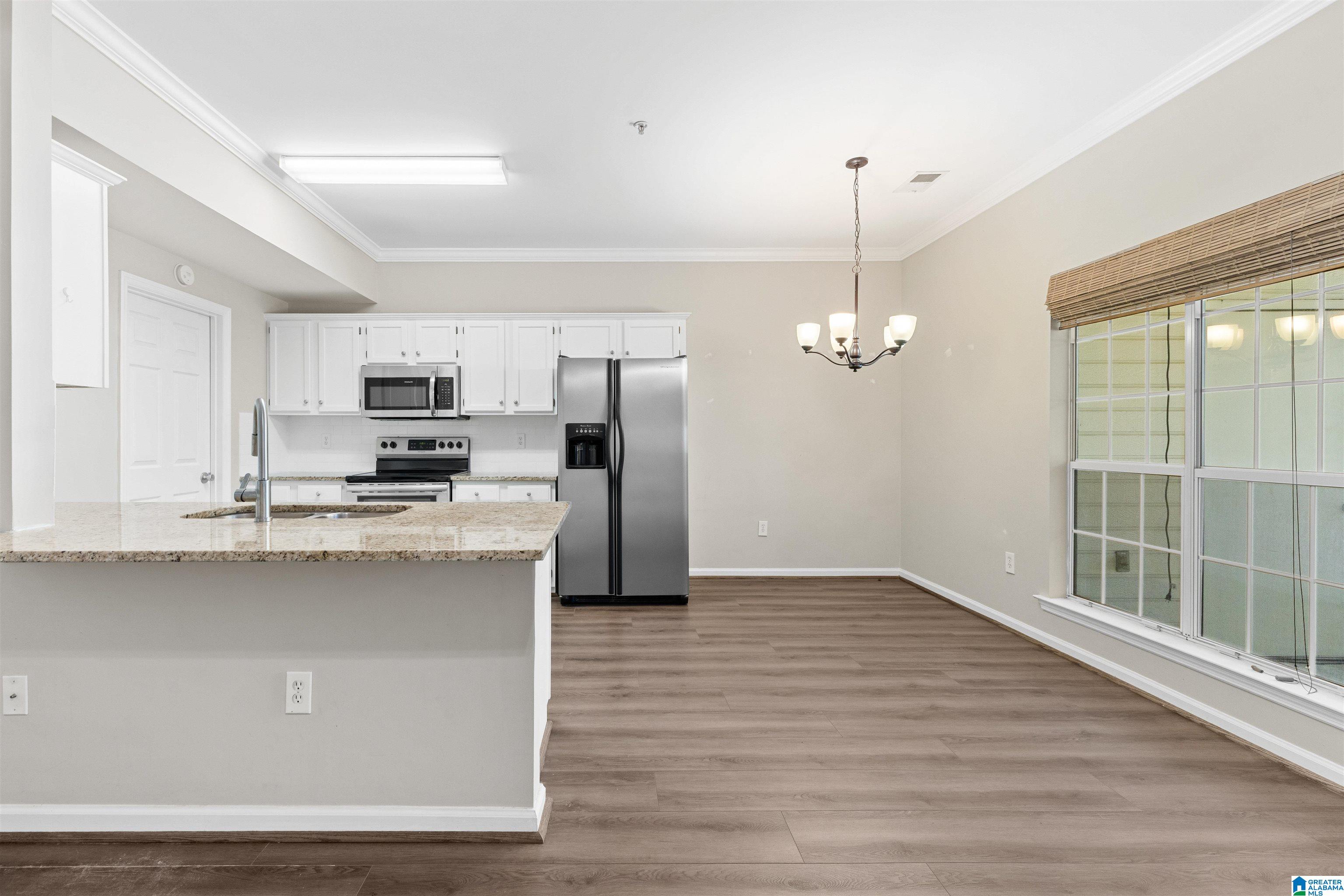 129 TIMBERLEAF CIRCLE