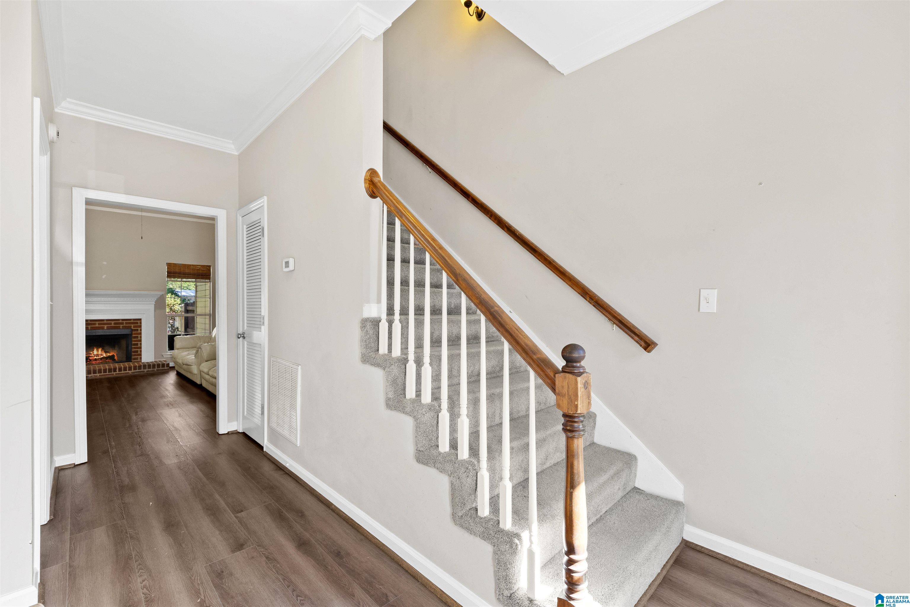 129 TIMBERLEAF CIRCLE