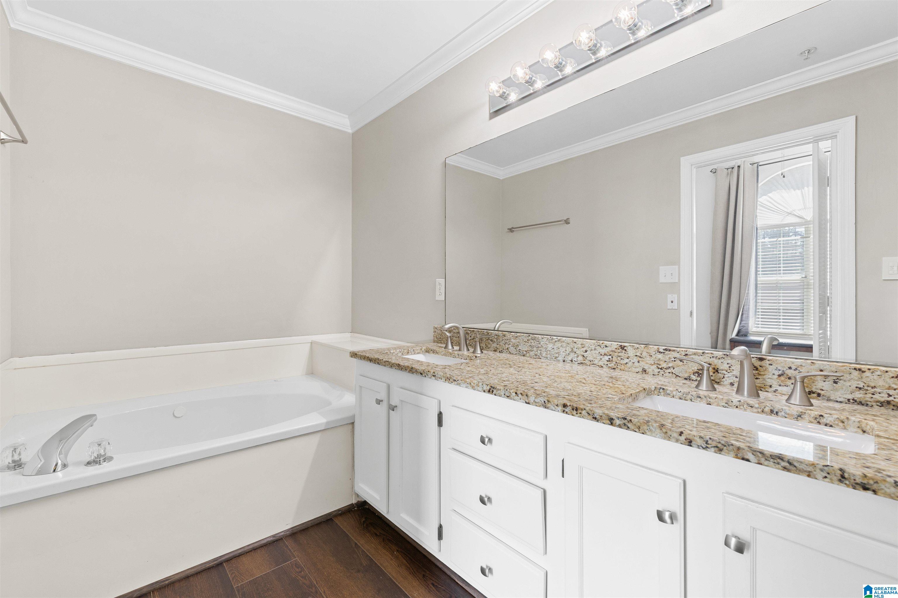 129 TIMBERLEAF CIRCLE