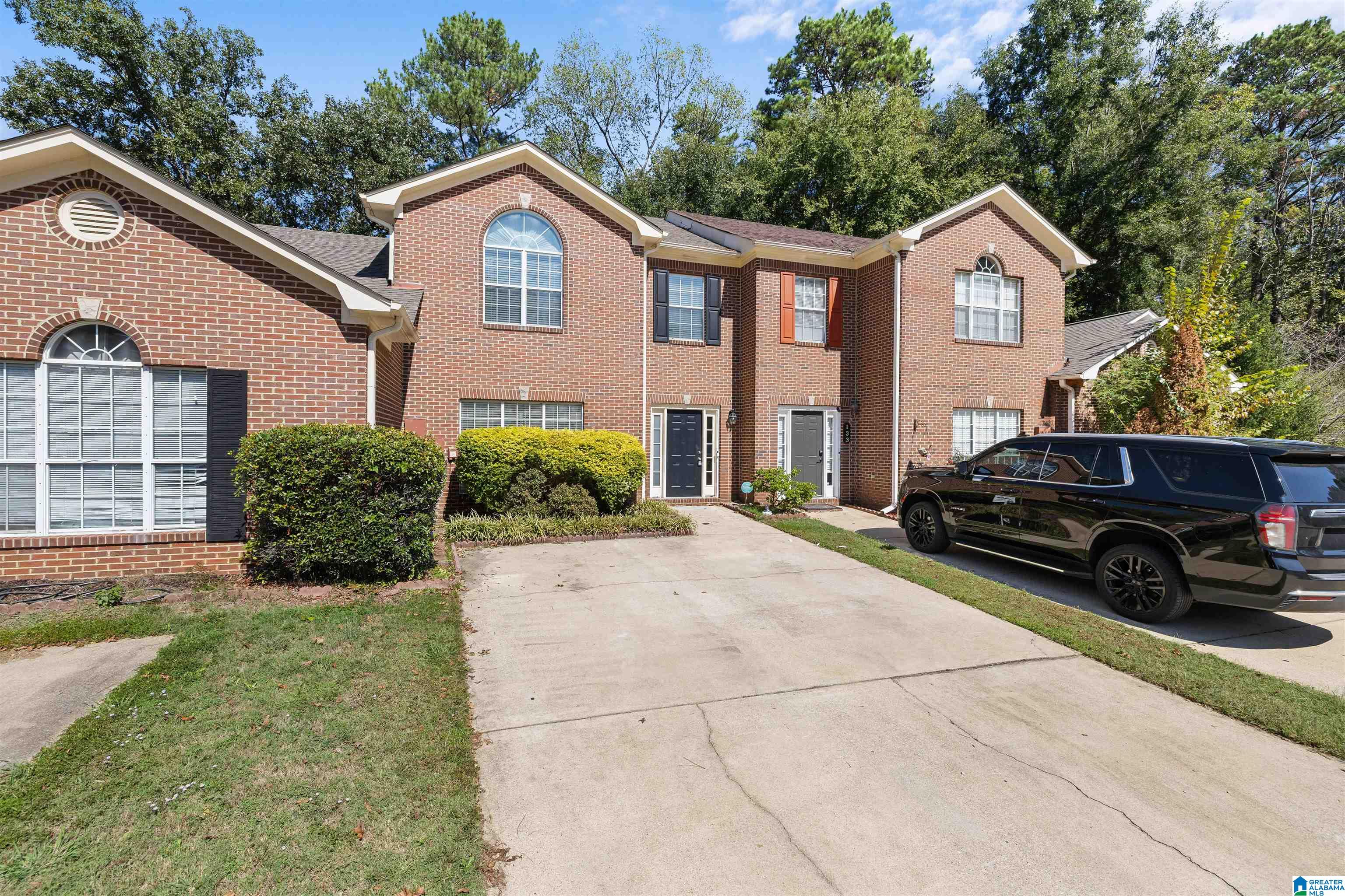 129 TIMBERLEAF CIRCLE