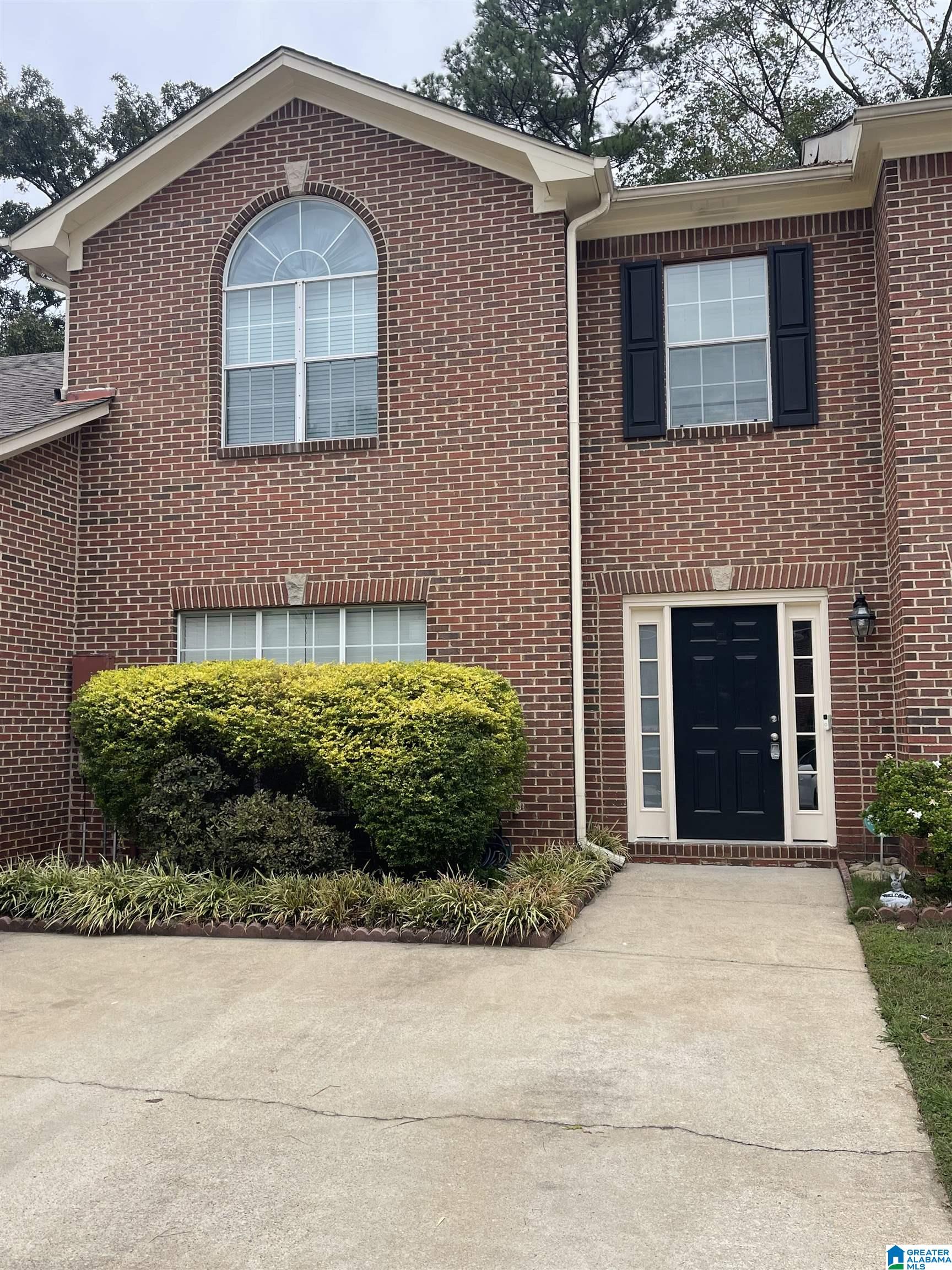 129 TIMBERLEAF CIRCLE