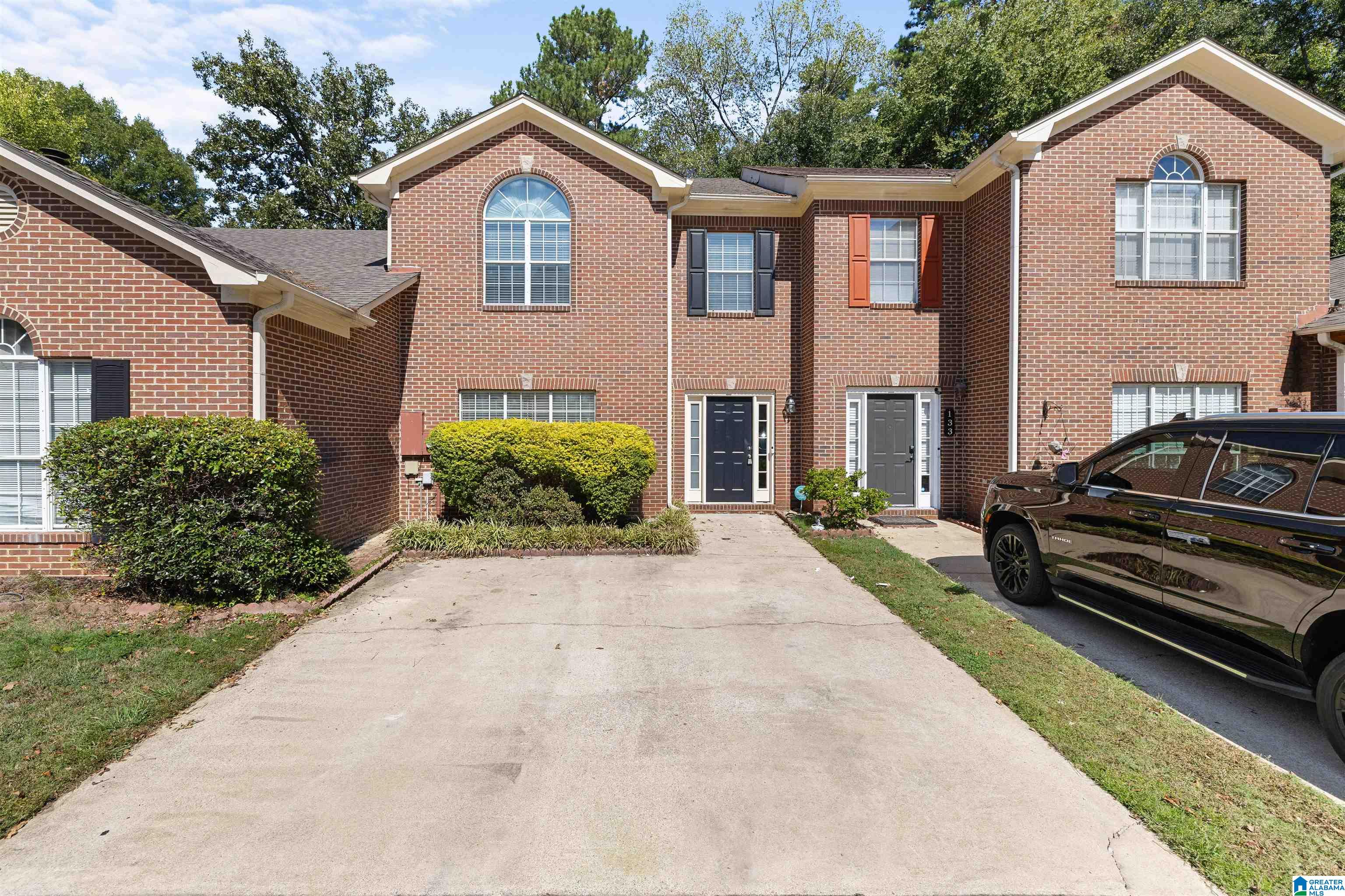 129 TIMBERLEAF CIRCLE