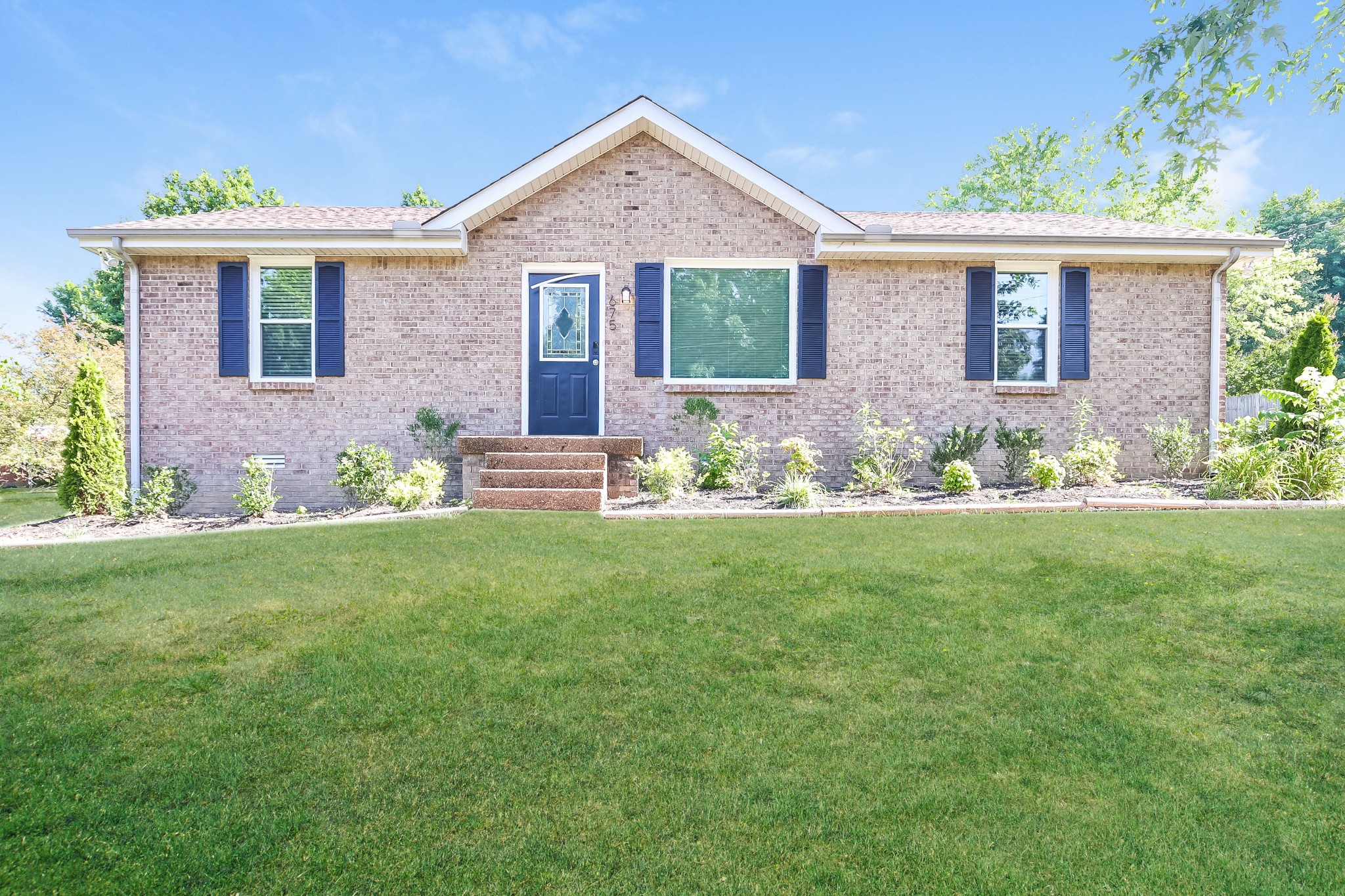 675 Southview Dr